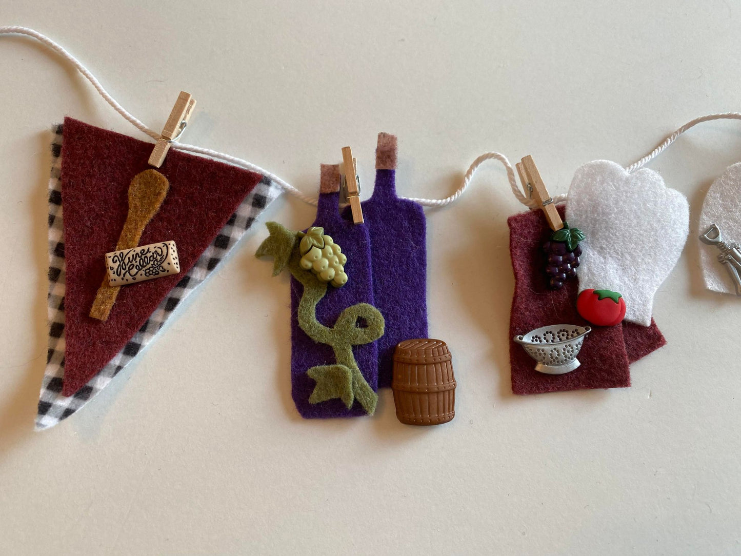 Italian Chef Miniature Felt Clothesline Banner Wine Garland Wall Hanging Bunting Decoration for Wine Lovers