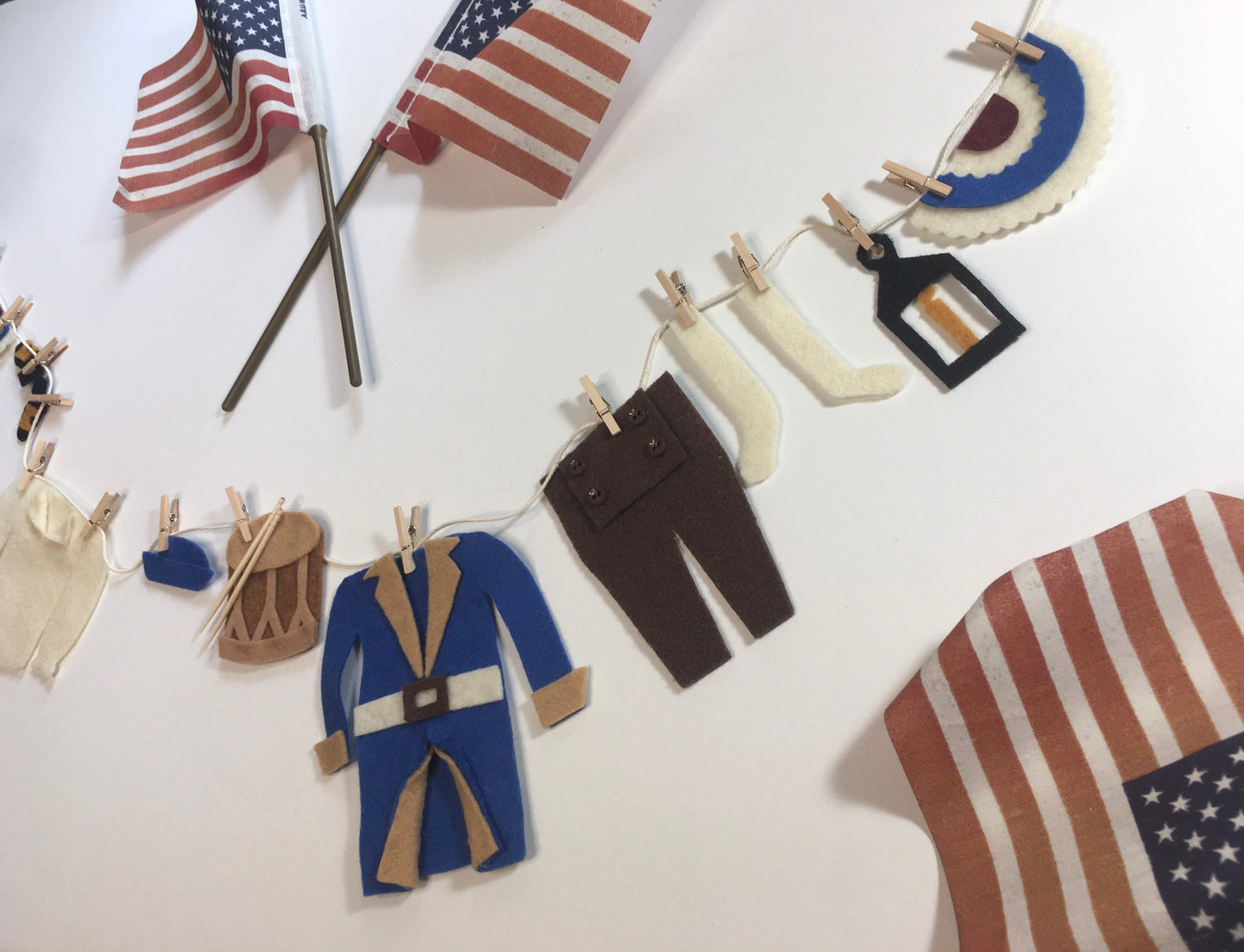 Yankee Doodle Dandy Paul Revere Miniature Felt Clothesline Banner Garland Bunting Wall Hanging Decoration for Independence Day