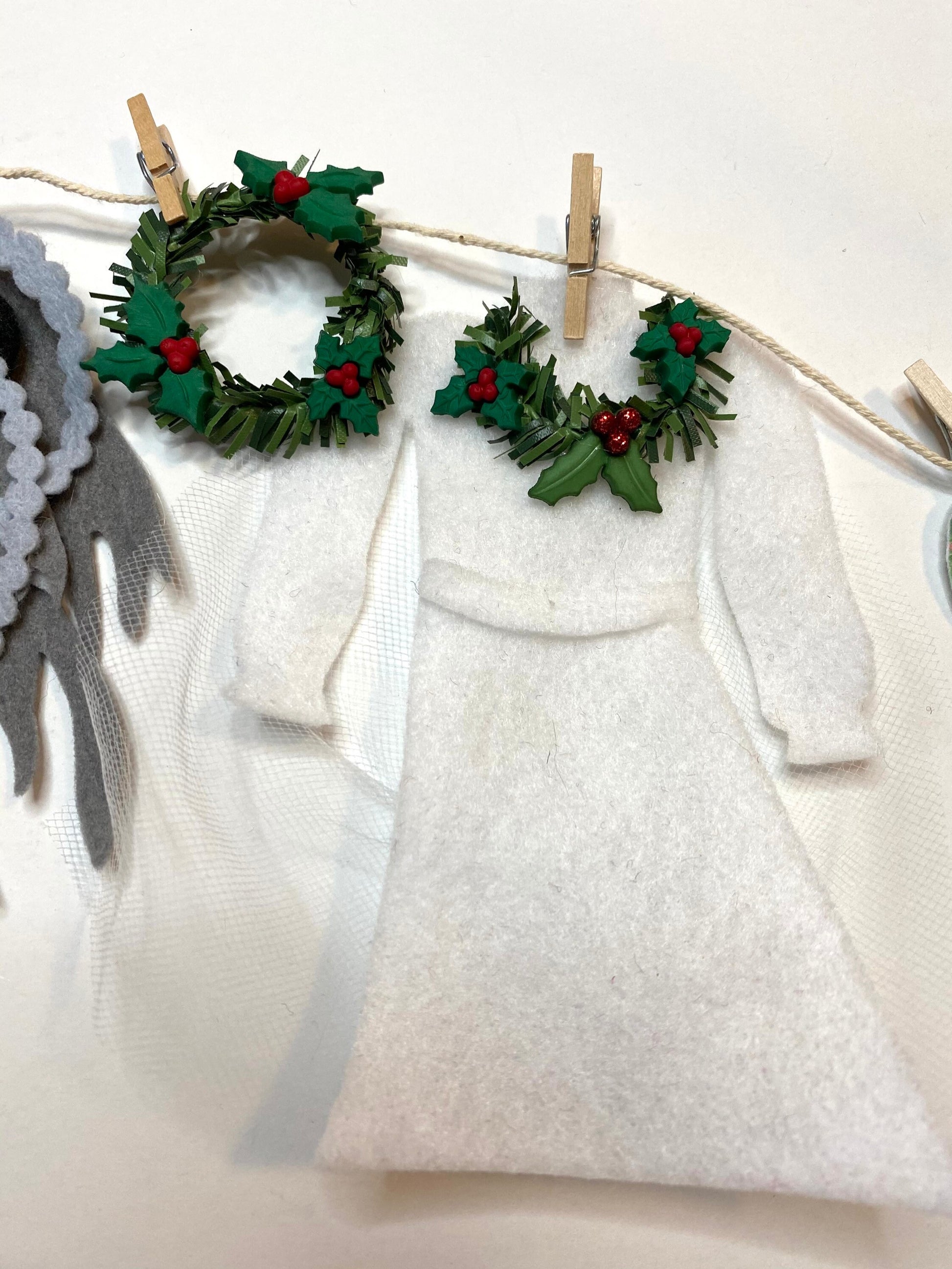 The Christmas Carol Miniature Felt Clothesline Banner Garland Bunting Wall Hanging Decoration