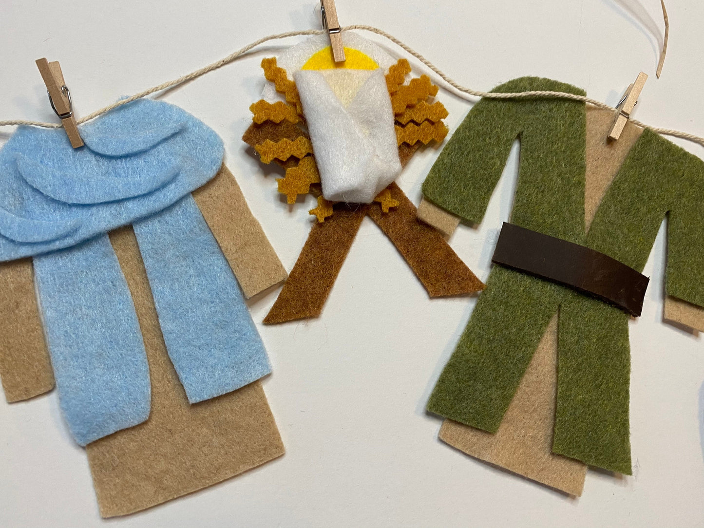 The Nativity Christmas Miniature Felt Clothesline Banner Garland Bunting Wall Hanging or Fireplace Mantel Decoration