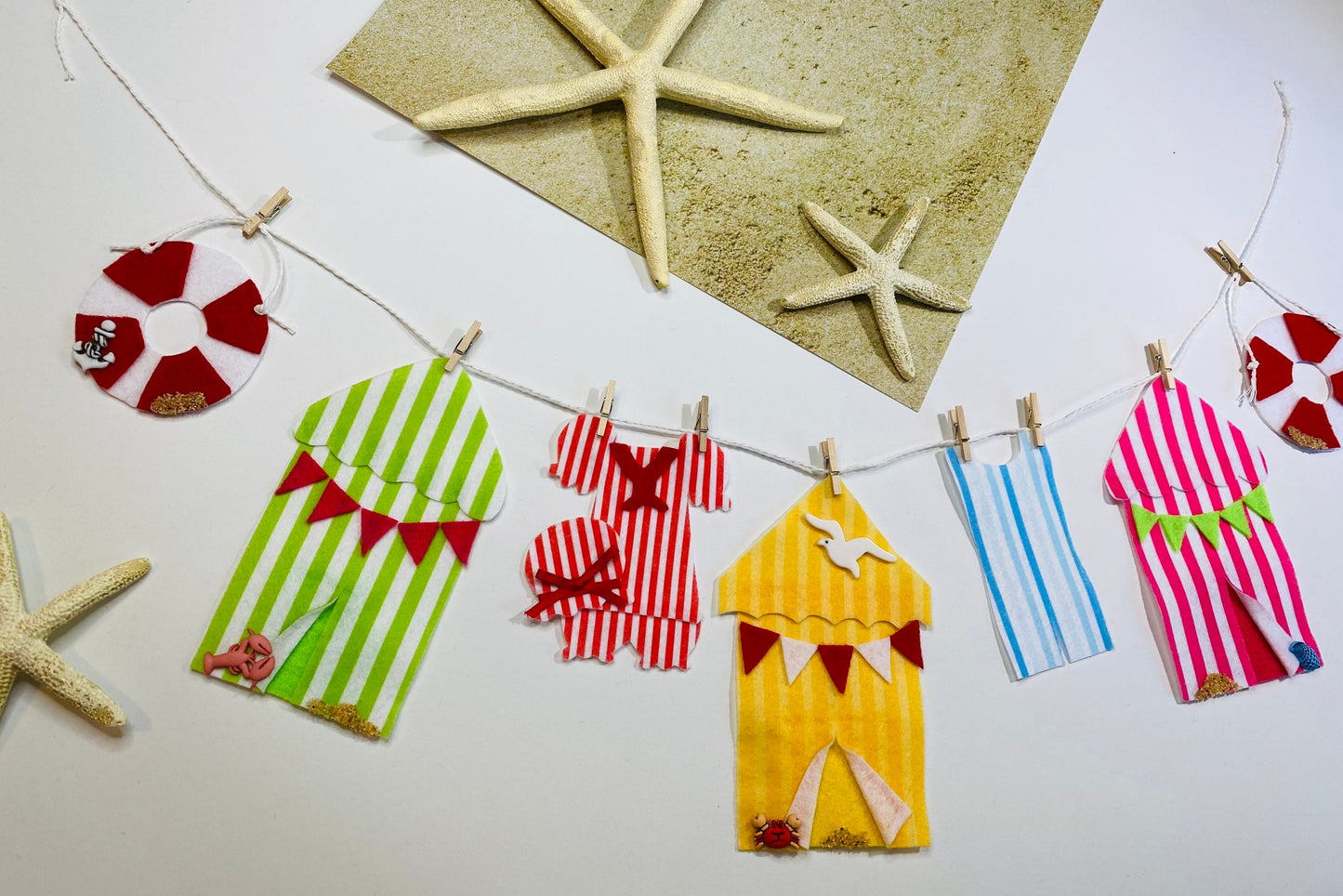Old Fashioned Bathing Suit Miniature Felt Clothesline Beach Tent Garland Bunting Wall Hanging Decoration for Summer