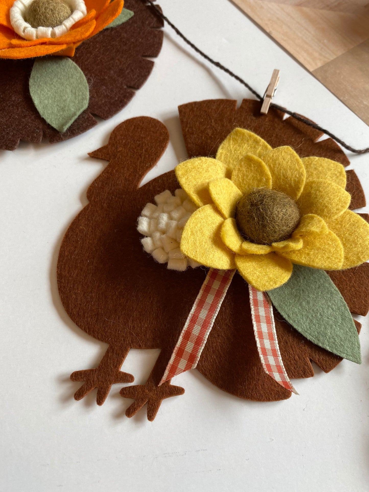 Turkey Banner Thanksgiving Garland with Fall Felt Flowers Decoration Autumn Wall Hanging for November
