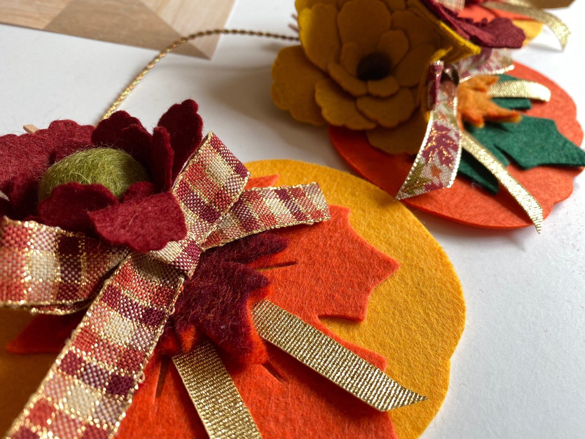 Fall Leaf and Pumpkin Banner Felt Garland Autumn Bunting Felt Flower Wall Hanging Seasonal Decoration