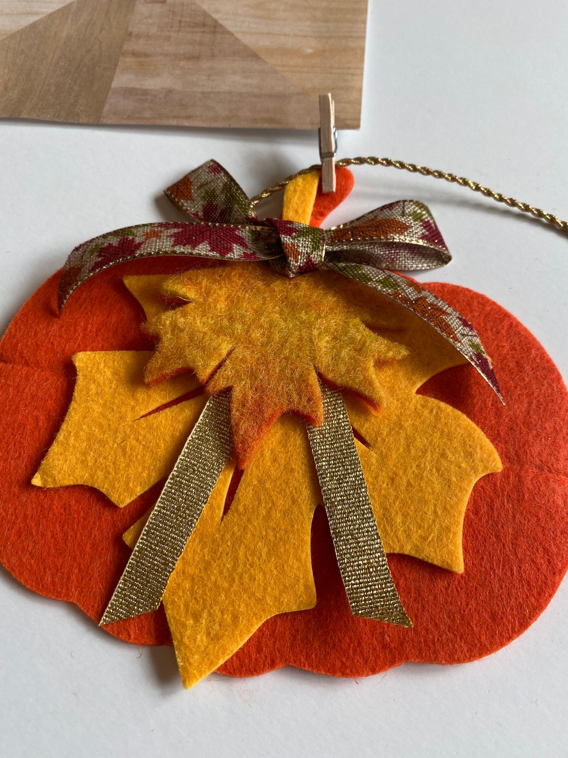 Fall Leaf and Pumpkin Banner Felt Garland Autumn Bunting Felt Flower Wall Hanging Seasonal Decoration