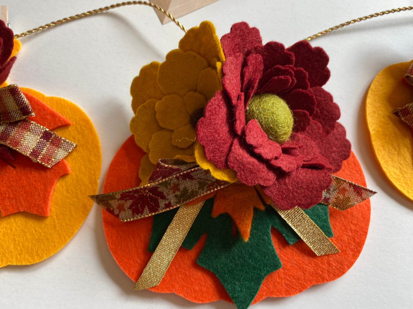 Fall Leaf and Pumpkin Banner Felt Garland Autumn Bunting Felt Flower Wall Hanging Seasonal Decoration