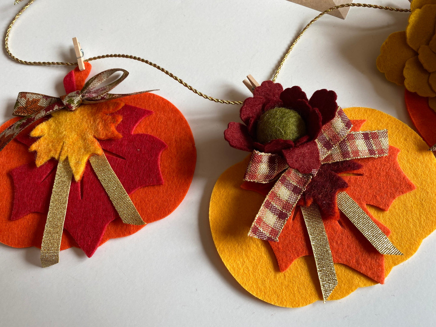 Fall Leaf and Pumpkin Banner Felt Garland Autumn Bunting Felt Flower Wall Hanging Seasonal Decoration