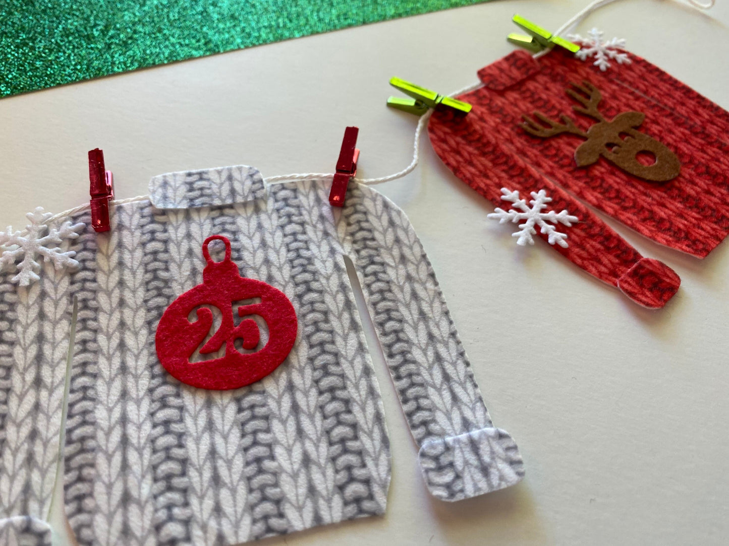 Miniature Felt Christmas Sweater Clothesline Banner Faux Knit Shirts Garland Holiday Bunting Wall Hanging Decoration for December