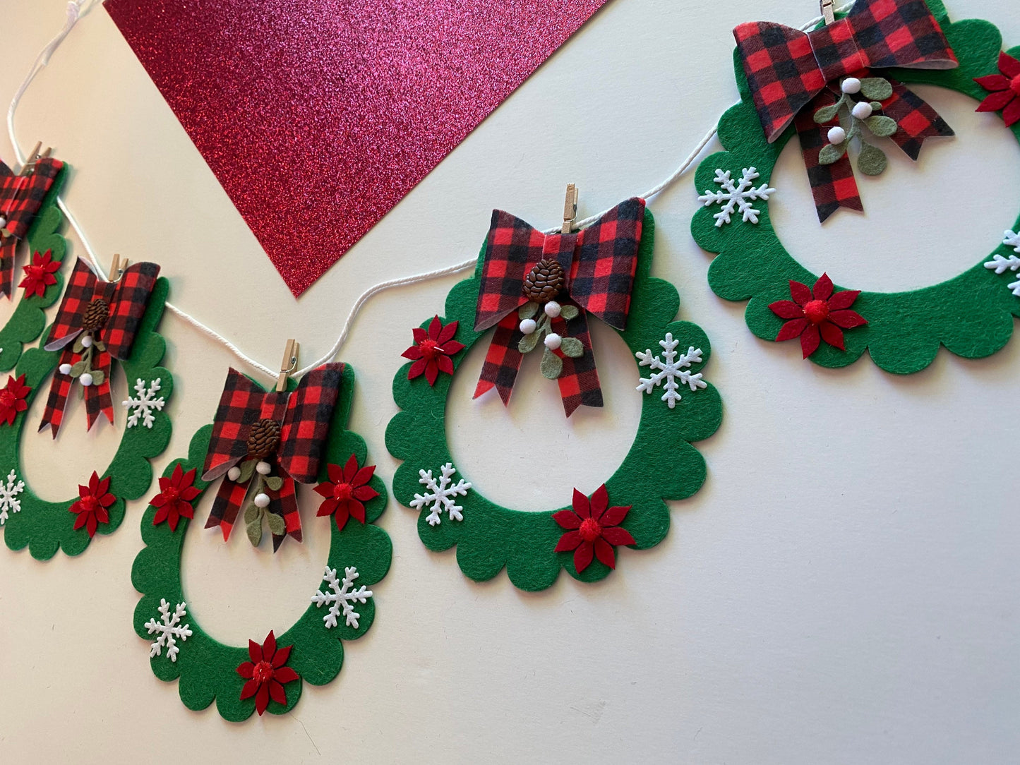 Felt Christmas Wreath Banner Winter Snowflake Garland Mistletoe Bunting Poinsettia Wall Hanging Decoration for December w Buffalo Check Bows