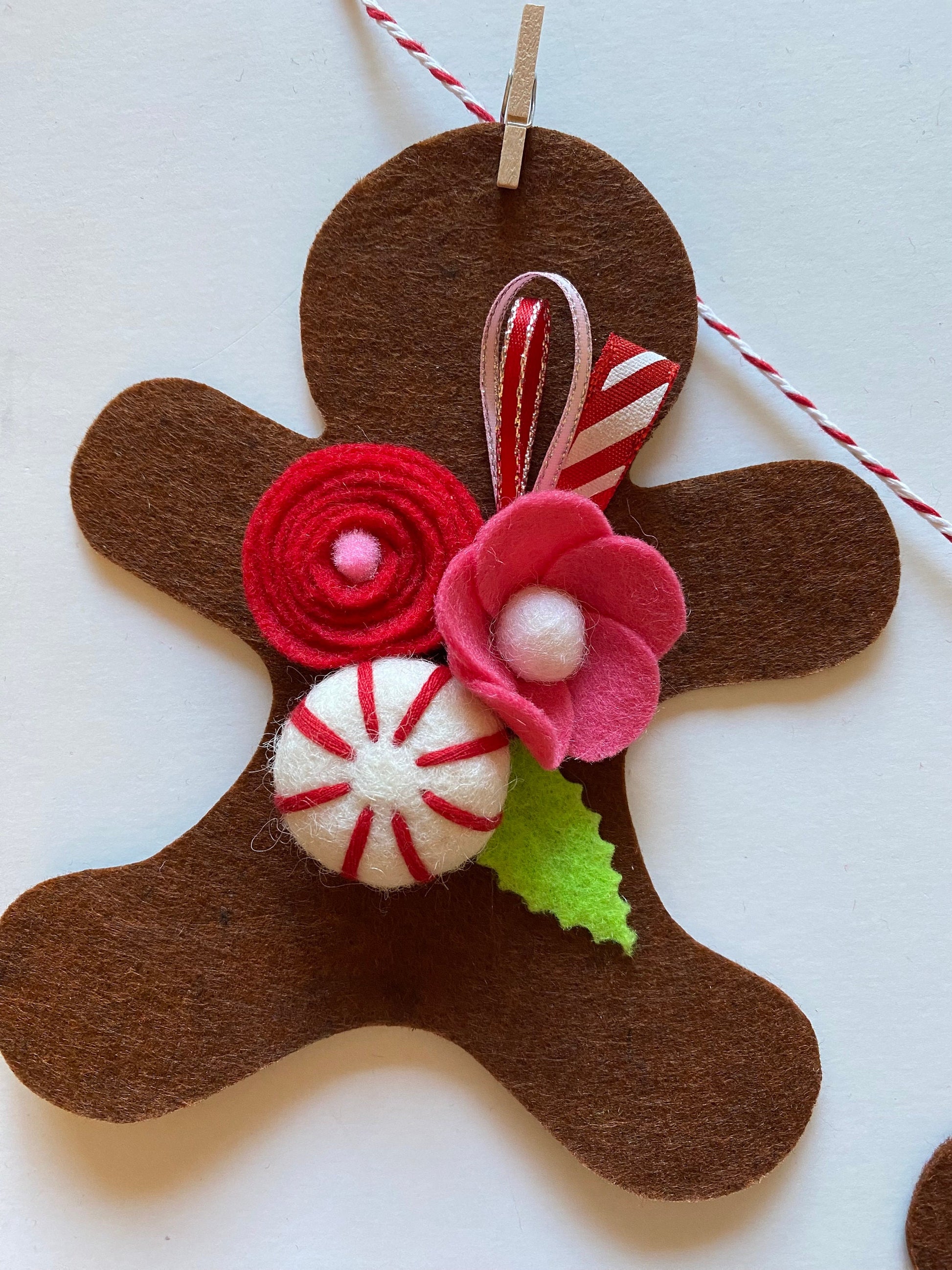 Gingerbread Man Cookie Banner, Christmas Felt Flower Garland Bunting with Wool Peppermint Candies