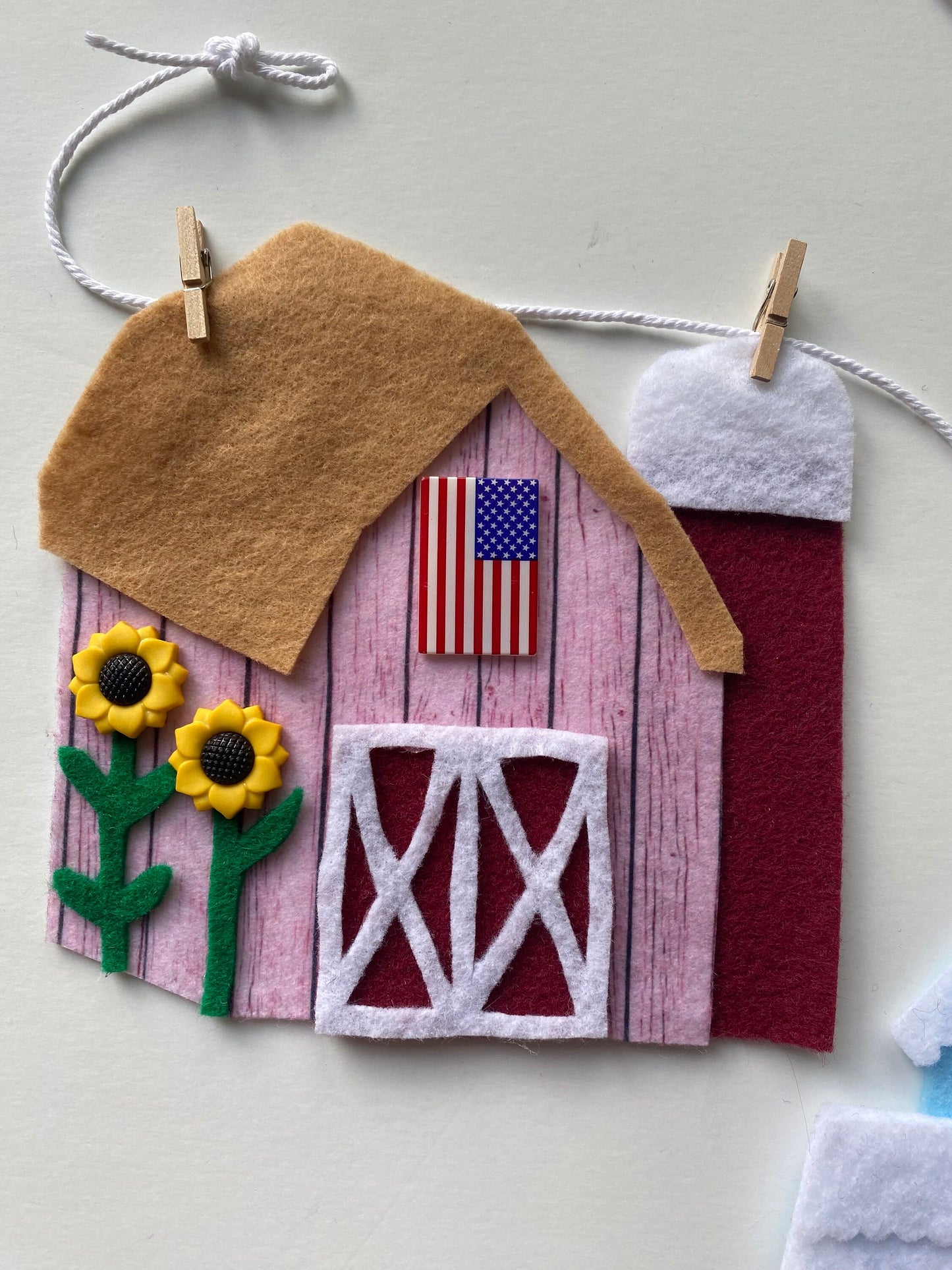 Patriotic Town Felt Banner, 4th of July Parade Garland, Miniature Village Bunting, USA Wall Hanging Decoration for Independence Day