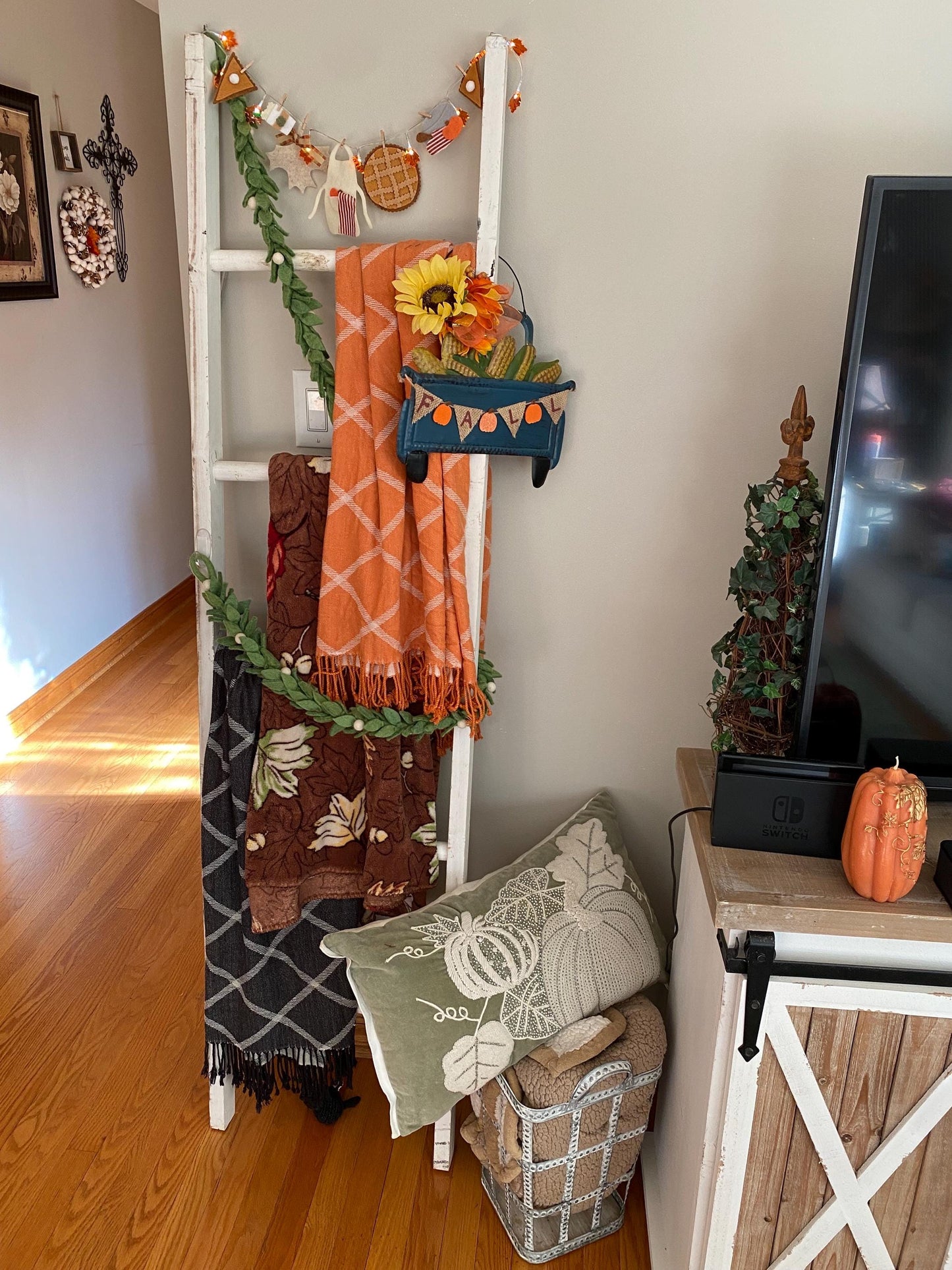Fall Pumpkin Spice Miniature Clothesline Decoration Banner Garland Felt Bunting Autumn Harvest