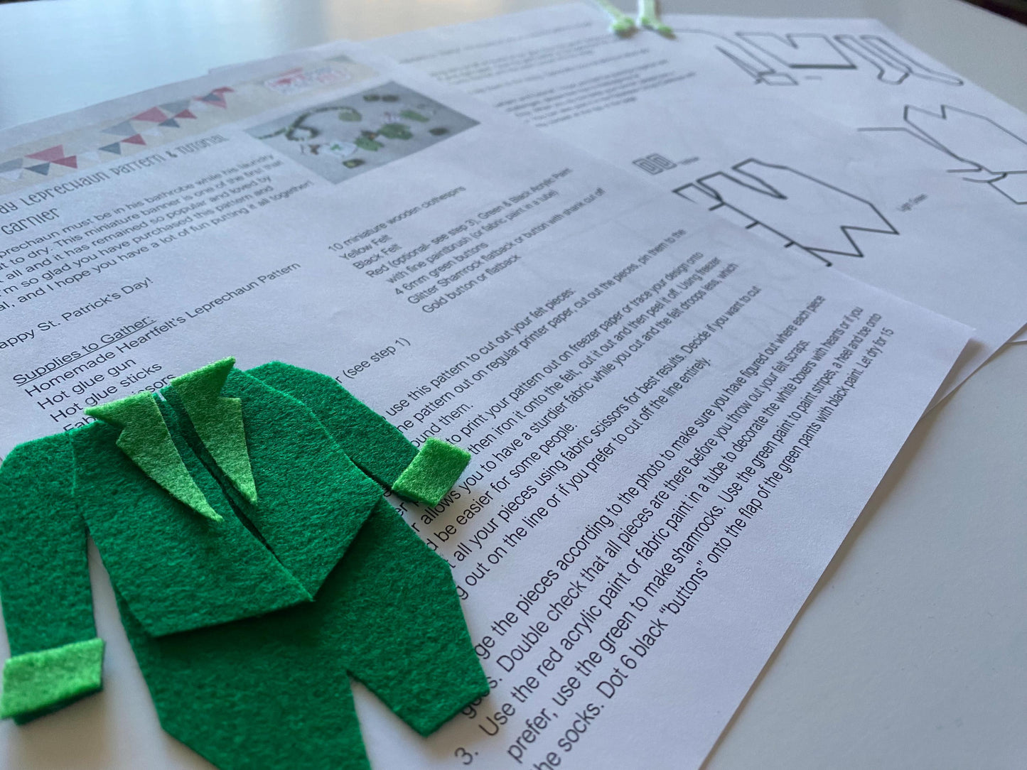 Leprechaun Laundry Clothesline Banner Pattern, St. Patrick’s Day Miniature Clothesline PDF Template for DIY Crafting