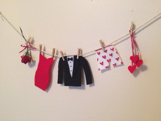 Valentine's Day Date Miniature Felt Clothesline
