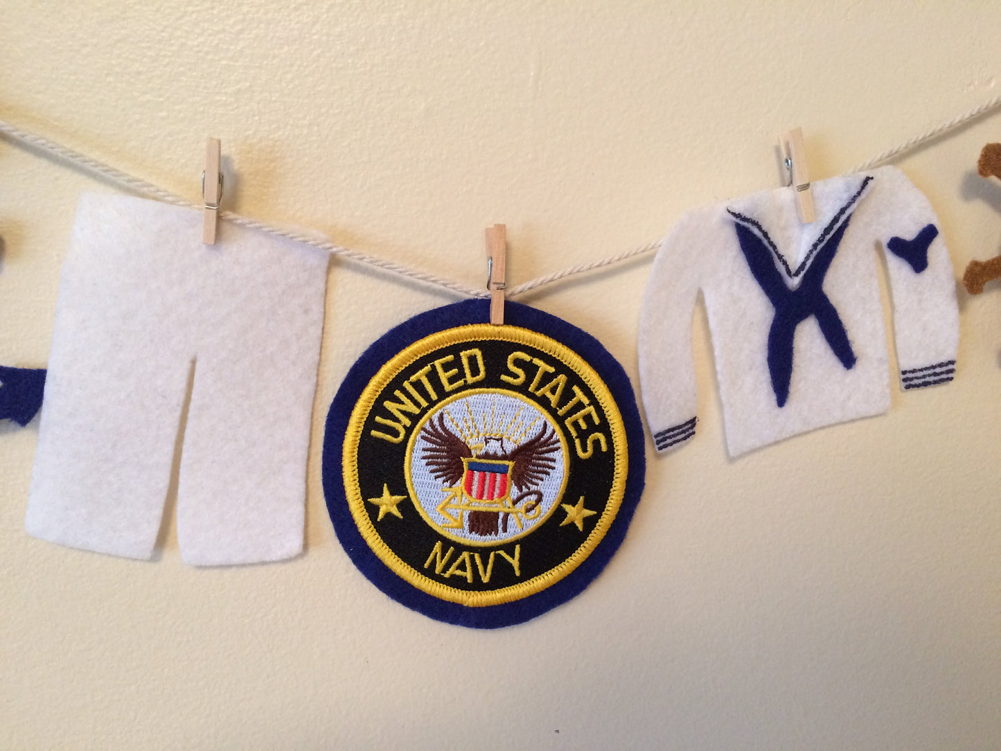 Navy Miniature Felt Clothesline Decoration