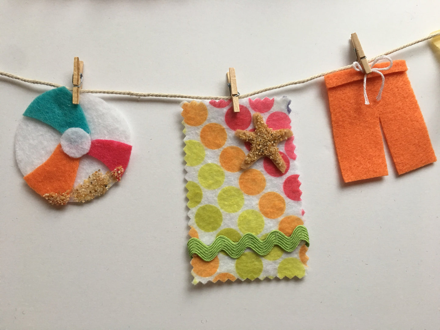 Beach Summer Felt Mini Clothesline Garland Wall Hanging Decoration
