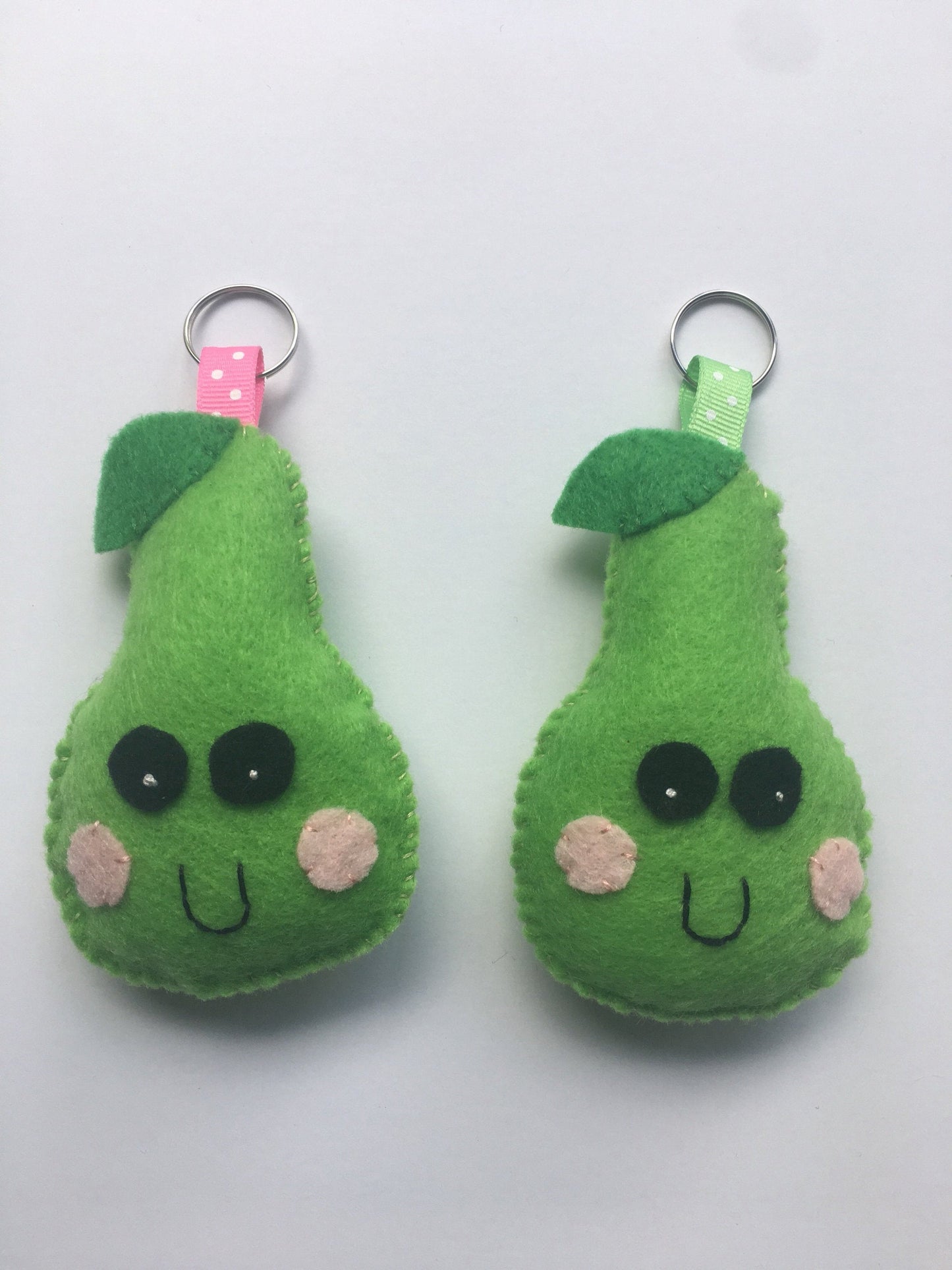 Felt Happy Pear Keychain