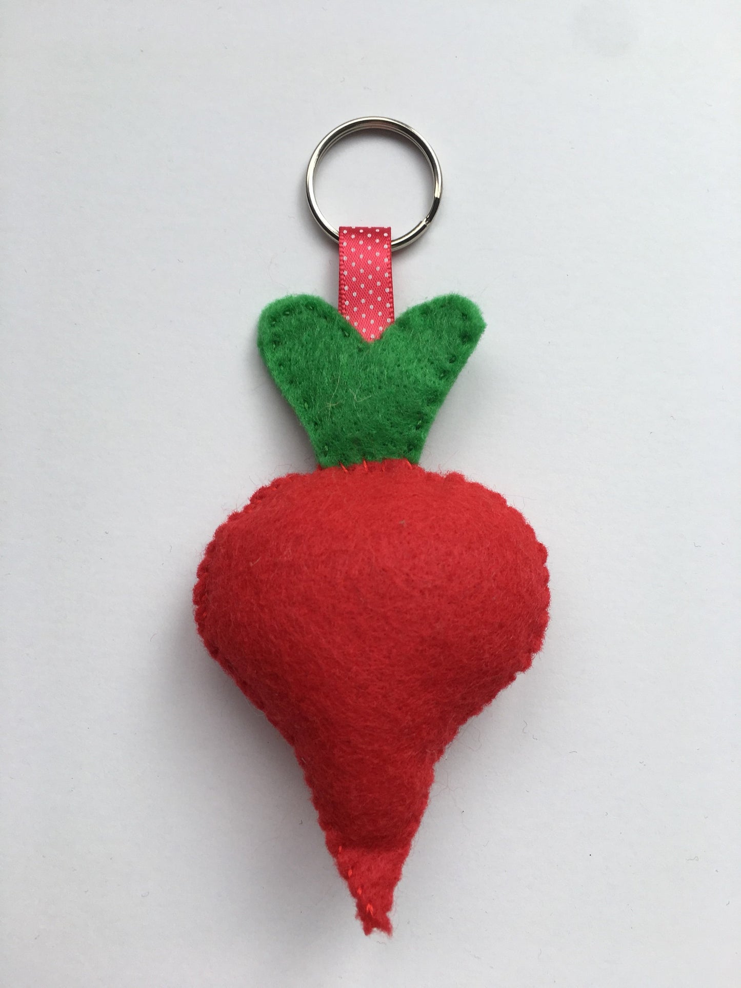 Radish Beet Vegetable Felt Keychain Large Keychain Backpack Accessories Keychains for Kids Backpack Keychain Kawaii Keychain
