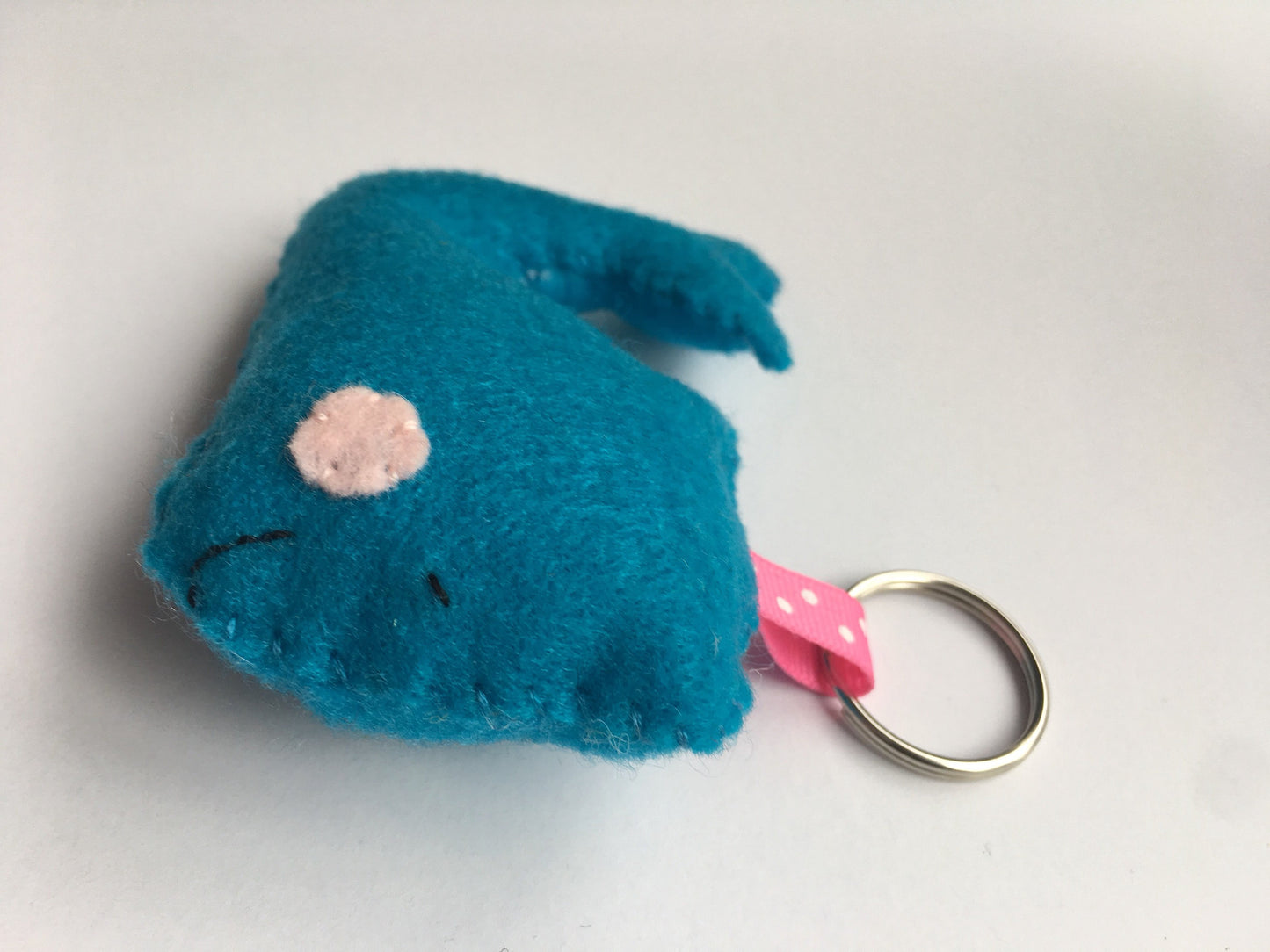 Whale Felt Keychain Kawaii Keychain Backpack Accesories Keychains for Kids Backpack Keychain Large Keychain