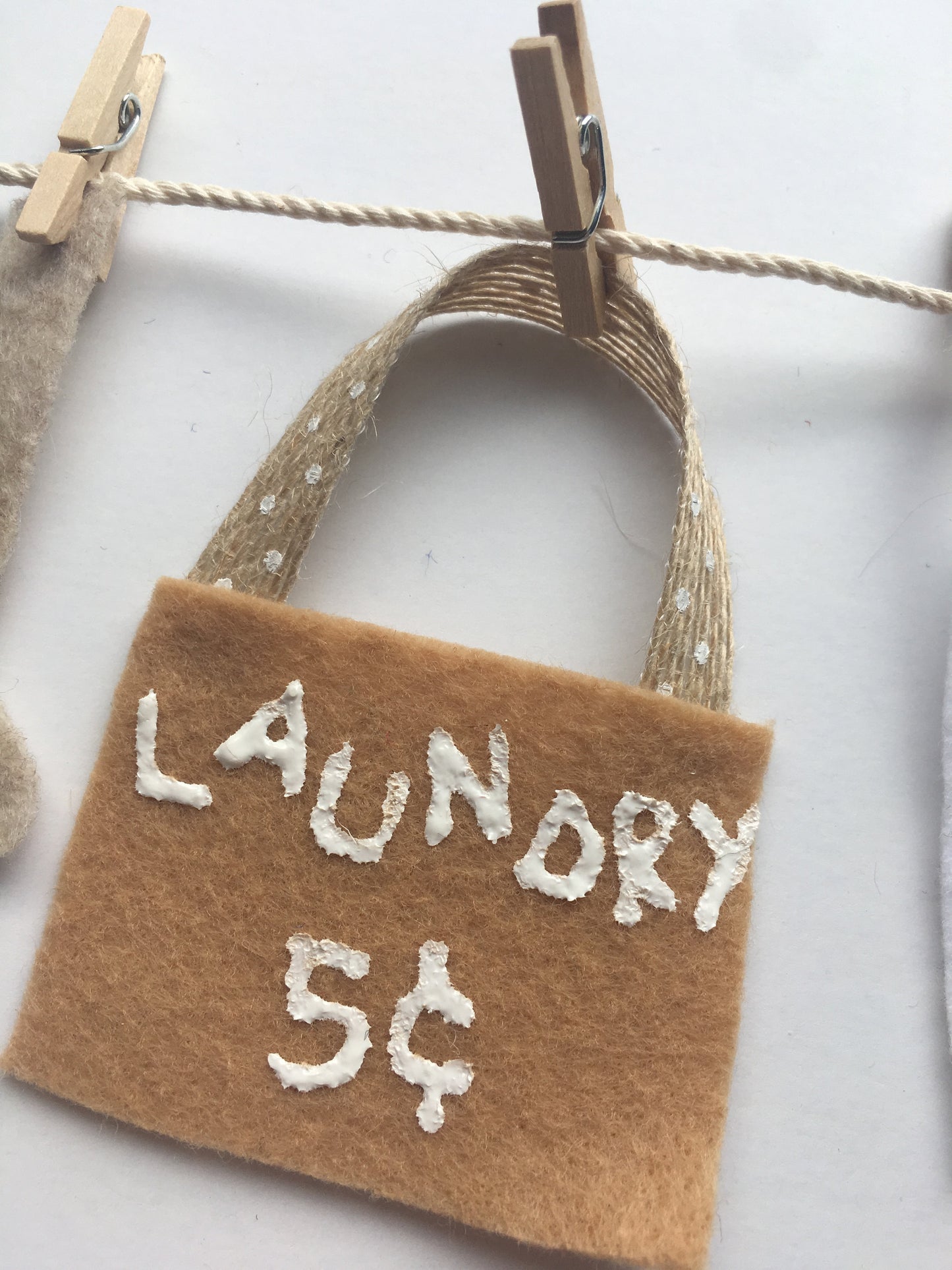 Laundry Line Miniature Felt Clothesline Banner Bunting Garland for Home Decor