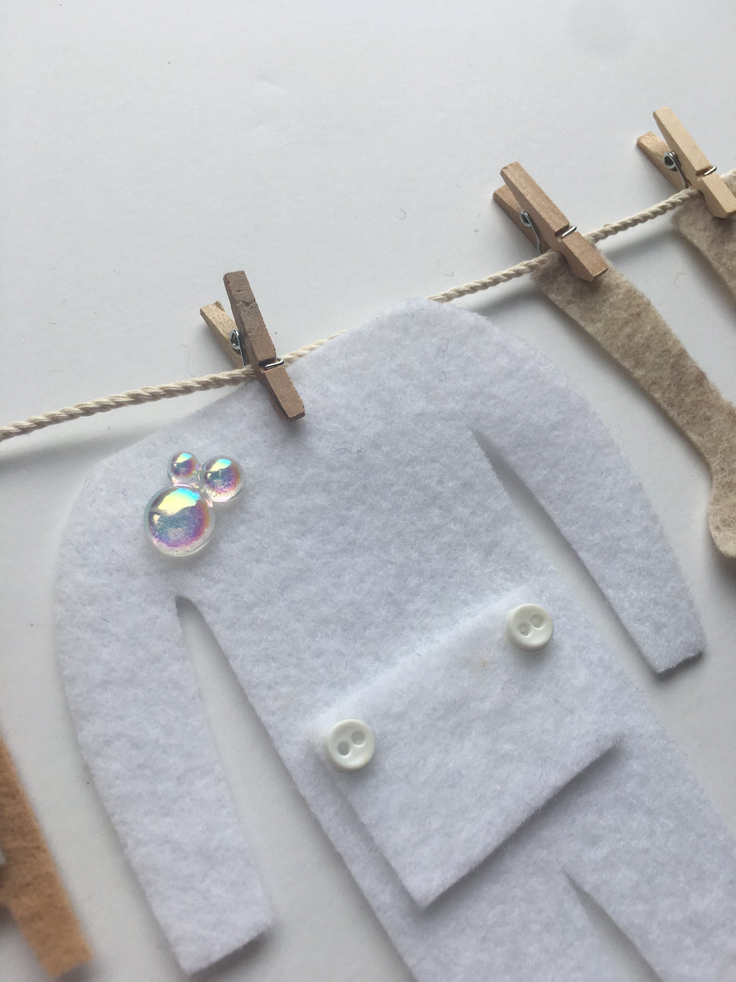 Laundry Line Miniature Felt Clothesline Banner Bunting Garland for Home Decor