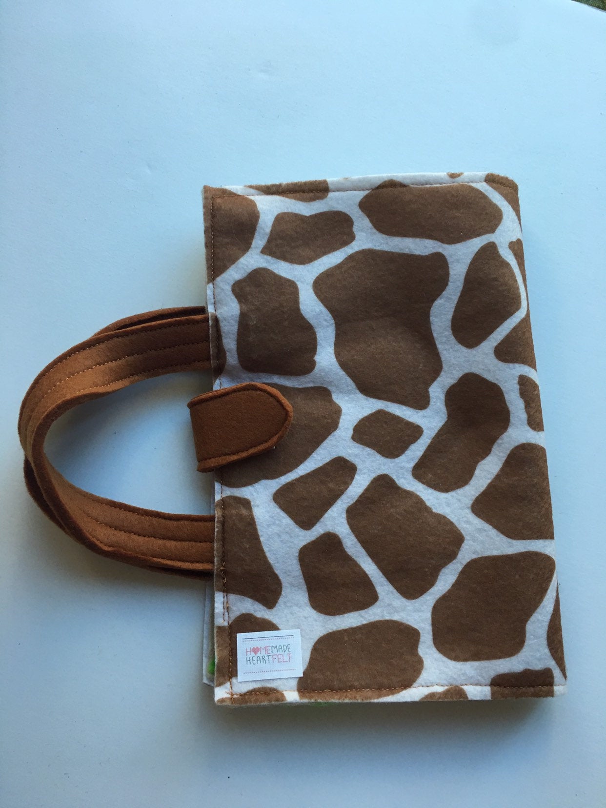 Travel Safari Miniature Felt Playmat with Safari Animal Toys