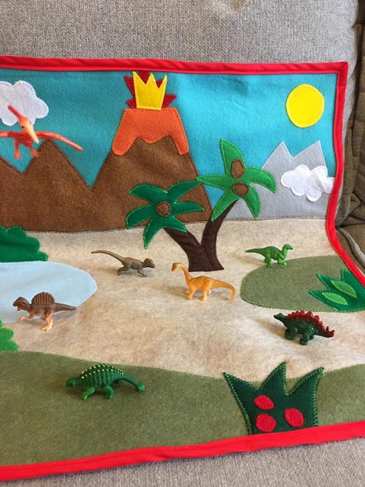 Dinosaur Playmat: Felt Mat with Dinosaur Toys