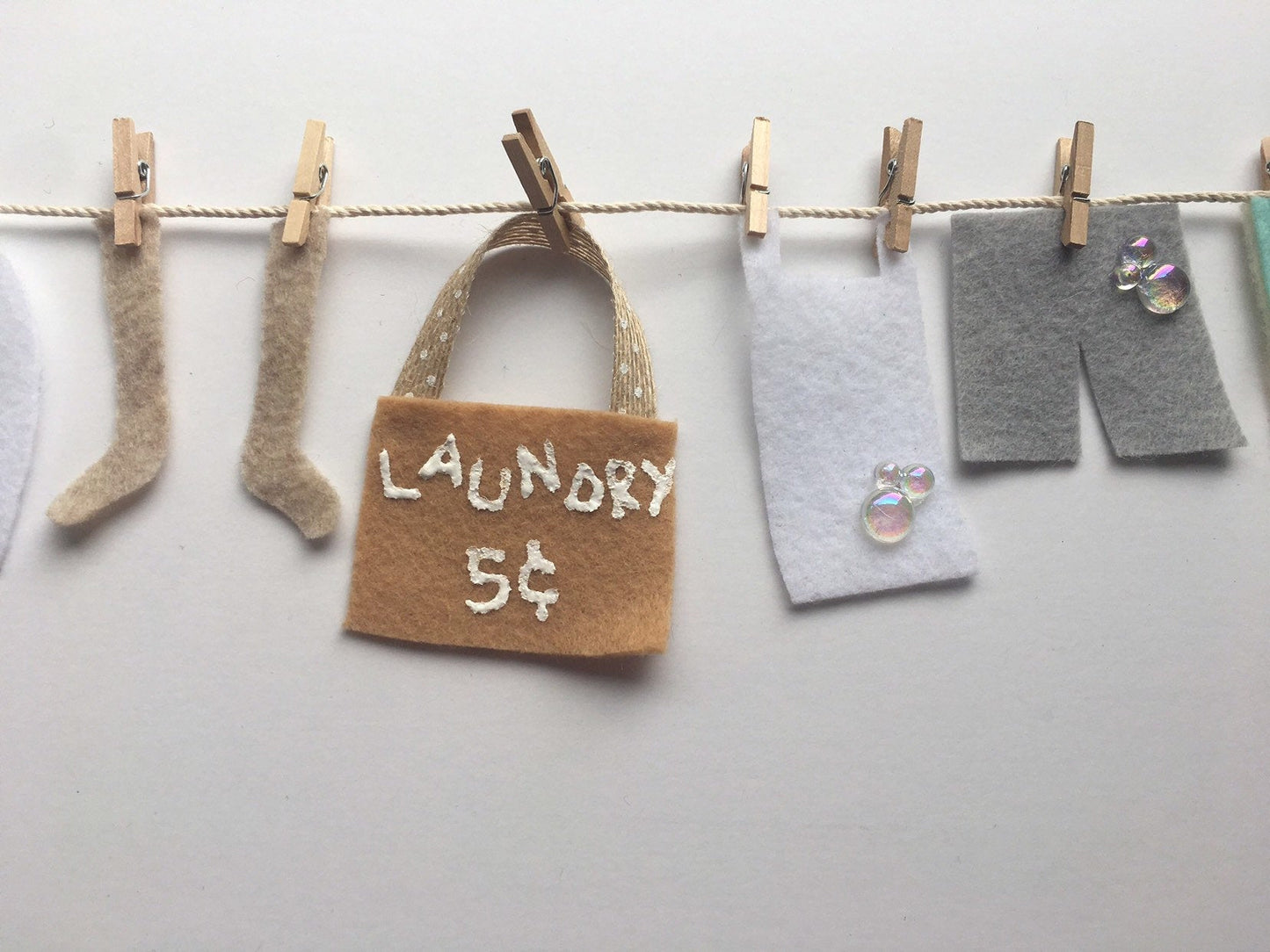 Laundry Line Miniature Felt Clothesline Banner Bunting Garland for Home Decor