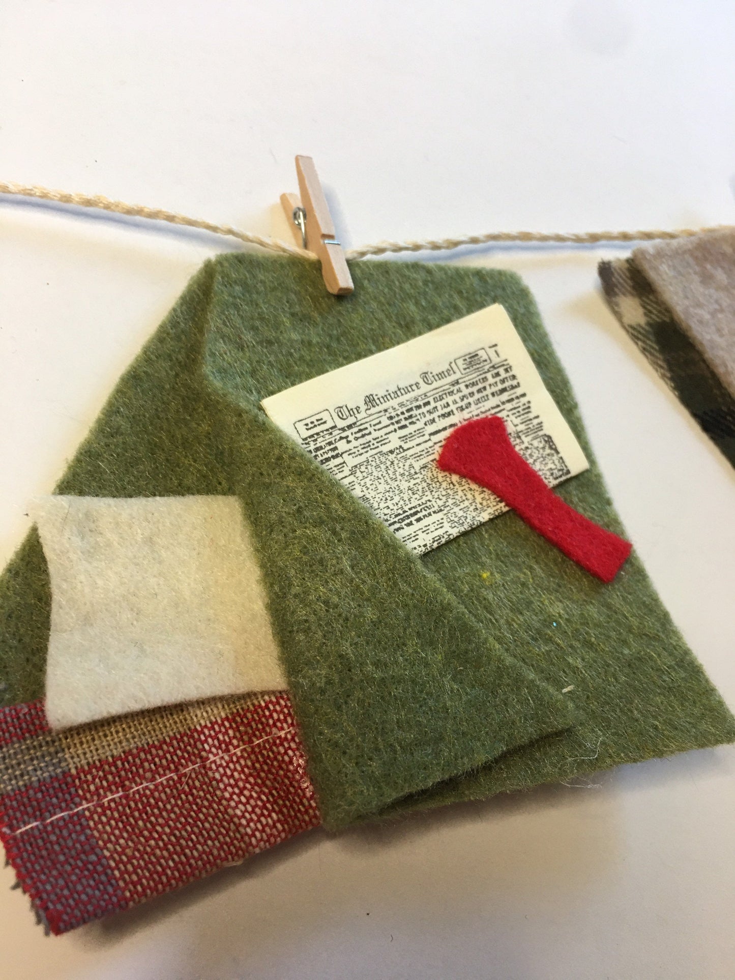 Camping Miniature Felt Clothesline Banner Garland Bunting Wall Hanging Decoration for Father’s Day