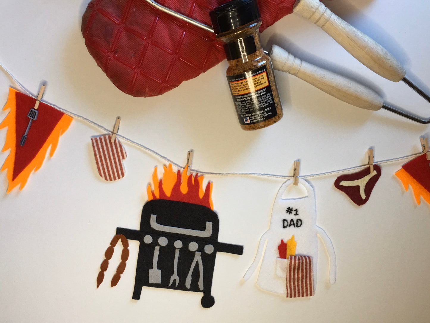 Grilling Master Barbecue Miniature Felt Clothesline Banner Garland Bunting Wall Hanging Decoration for Father’s Day