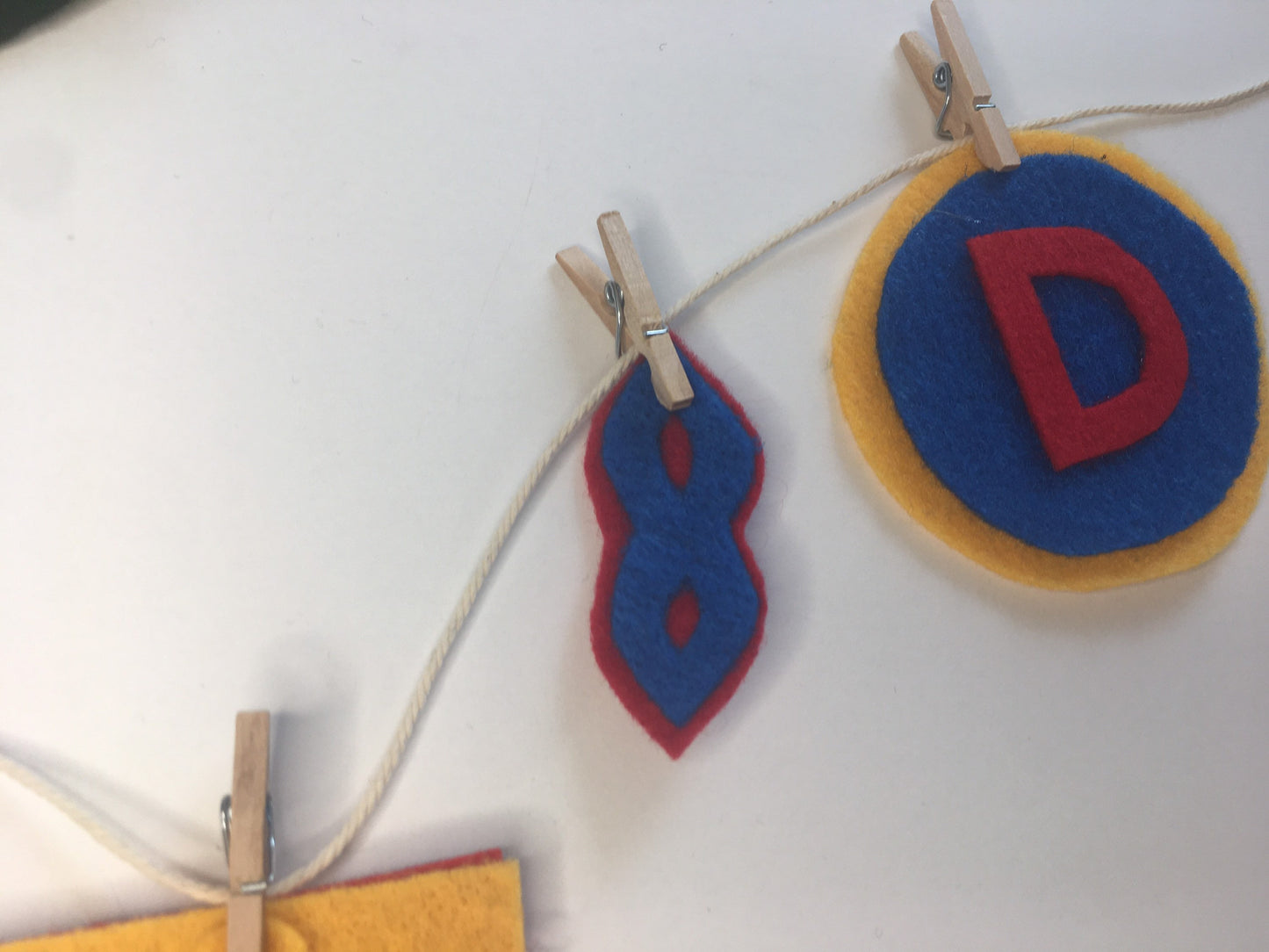 Super Dad Miniature Felt Clothesline Banner Garland Bunting Wall Hanging Decoration for Father’s Day Gift