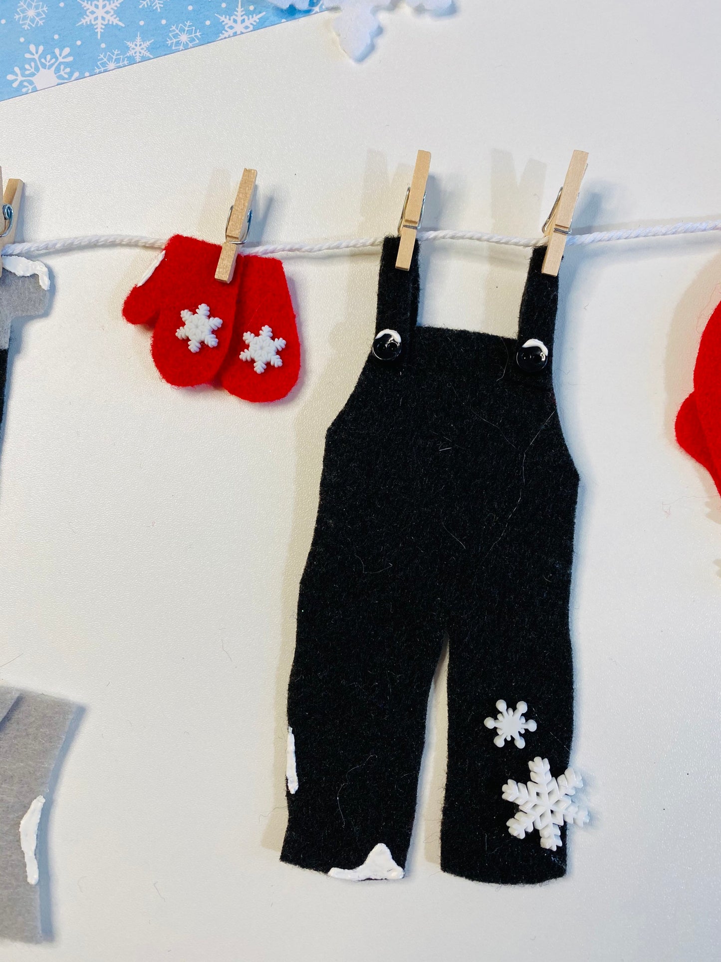 Snowy Miniature Winter Felt Clothesline Banner Garland Bunting Wall Hanging Decoration
