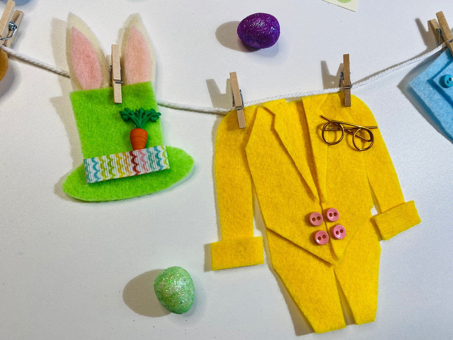 Peter Cottontail Easter Bunny Miniature Felt Clothesline Banner Garland Bunting Wall Hanging Decoration