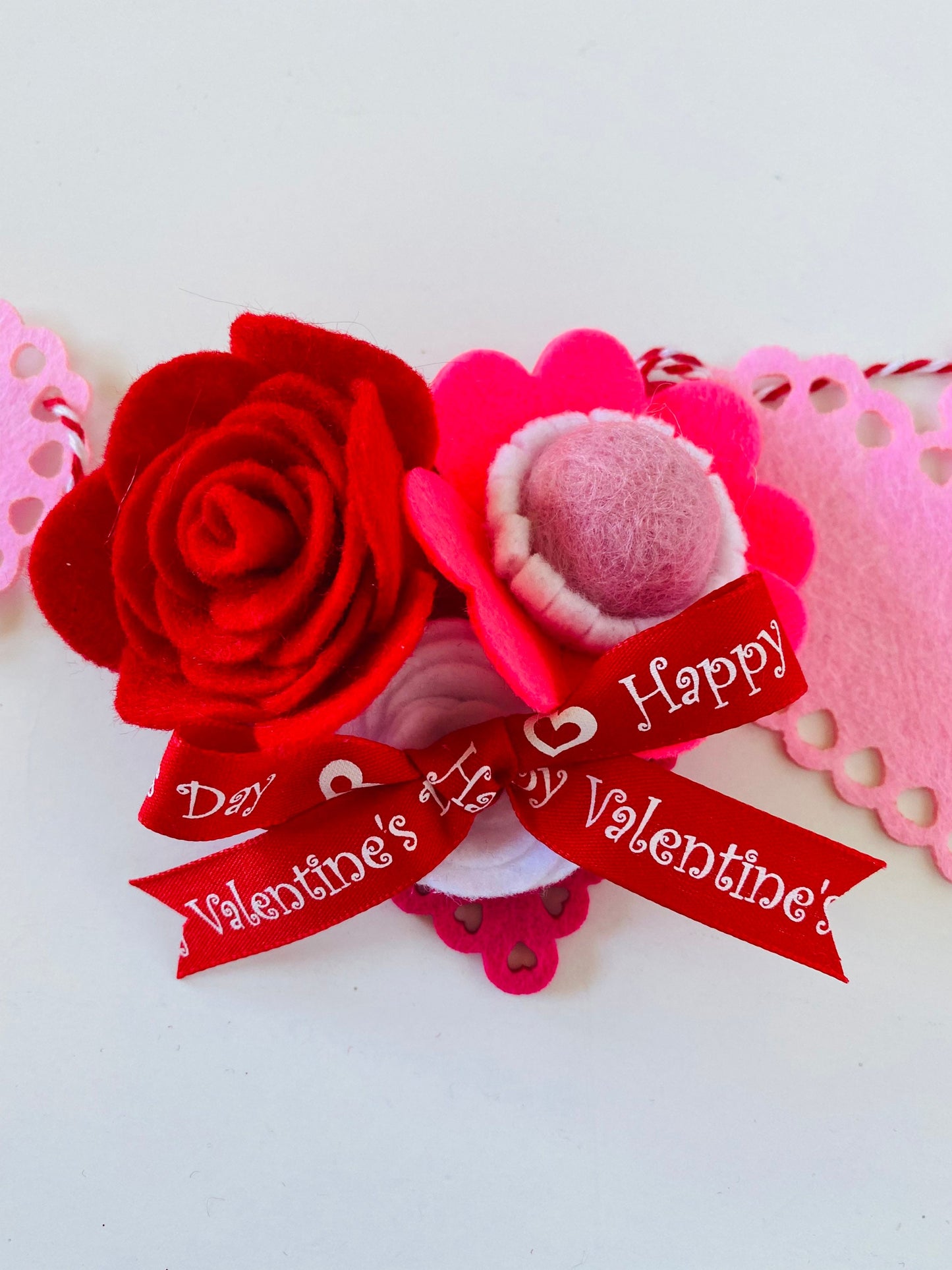 Felt Flowers and Roses Heart Doilies Garland Bunting Banner Valentines Day Wall Hanging Decoration