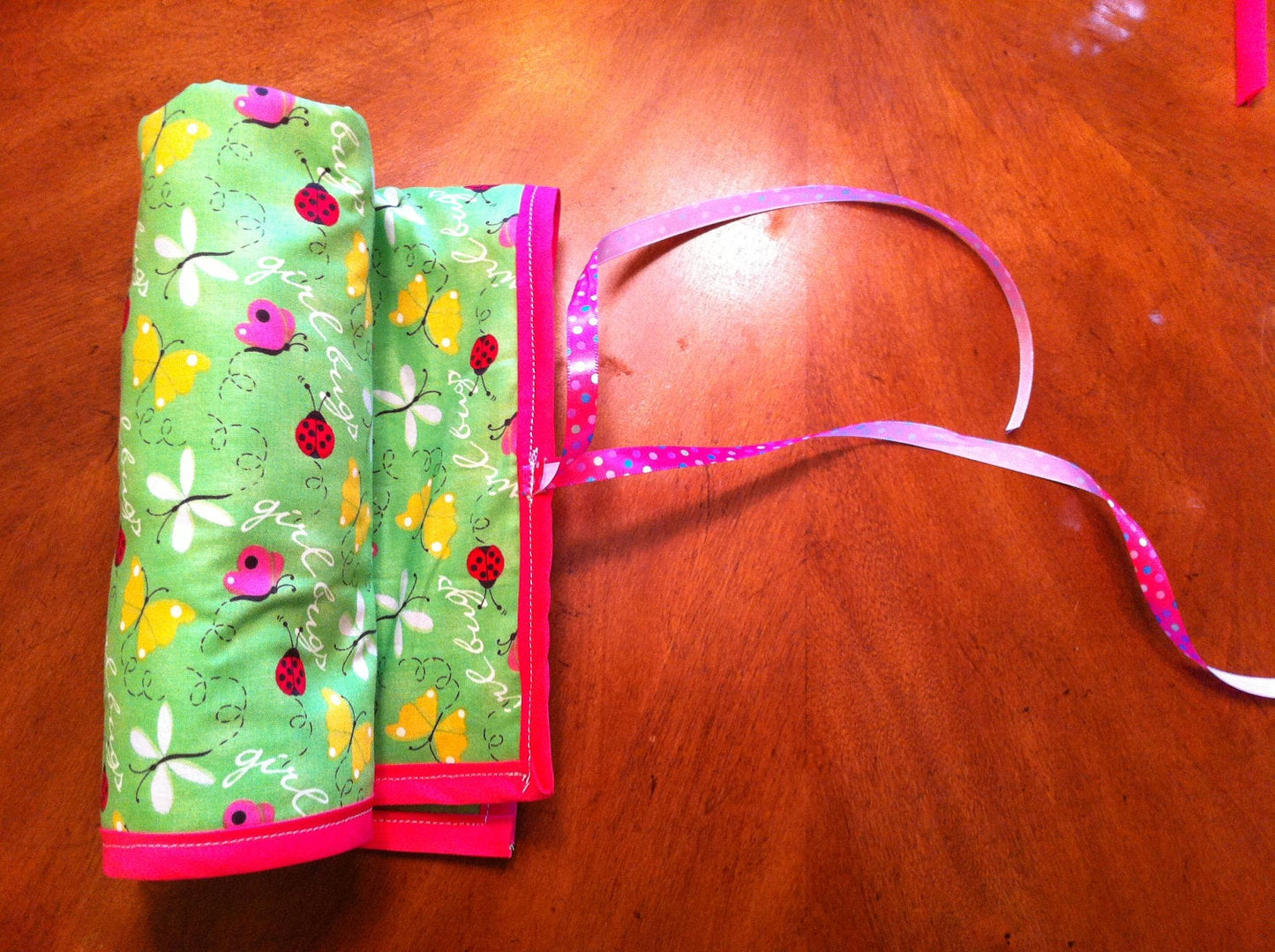 Felt Play Mat: A Roll-Up Pony Themed Felt Board for Children Including Horse Toys
