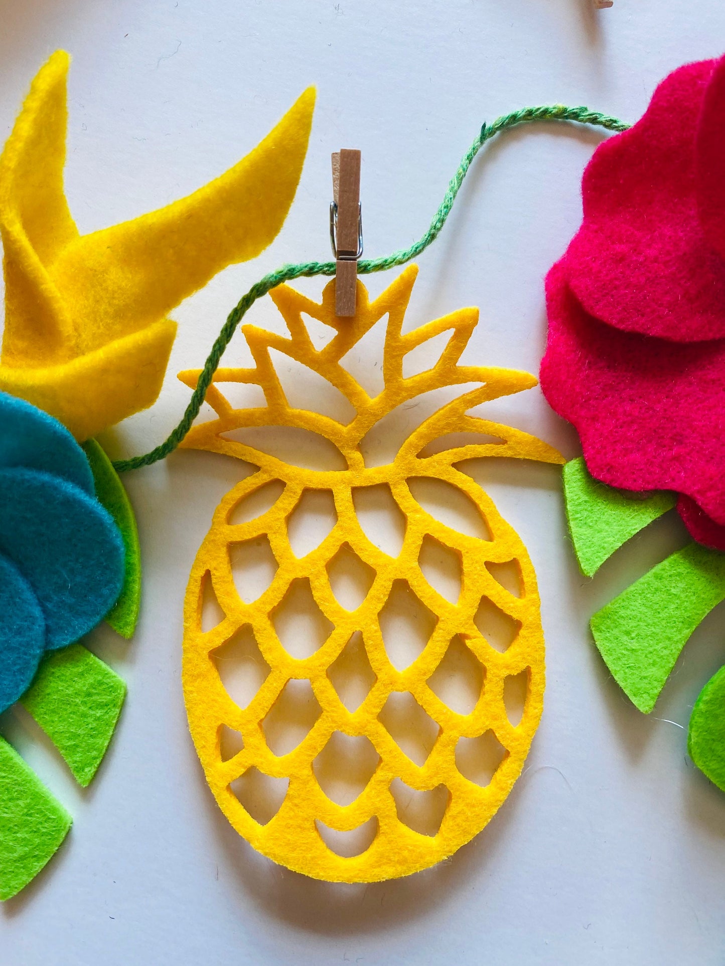 Tropical Hibiscus Pineapple and Monstera Leaf Felt Garland Summer Luau Banner Bunting Wall Hanging Decoration for Parties and Home Decor