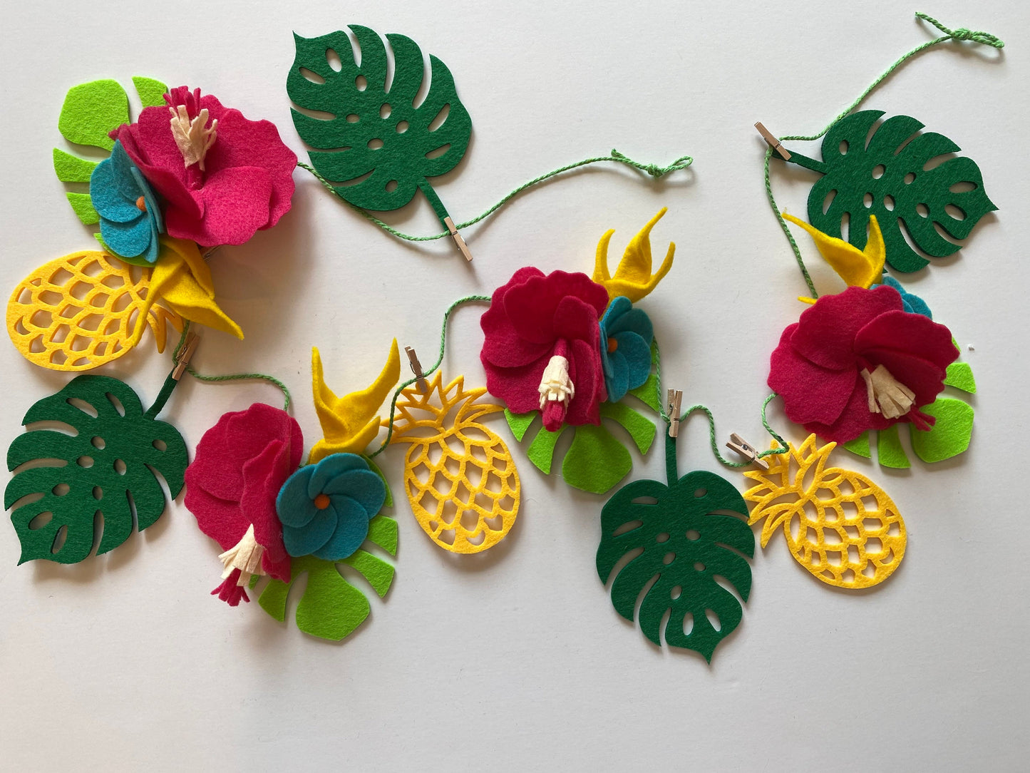 Tropical Hibiscus Pineapple and Monstera Leaf Felt Garland Summer Luau Banner Bunting Wall Hanging Decoration for Parties and Home Decor