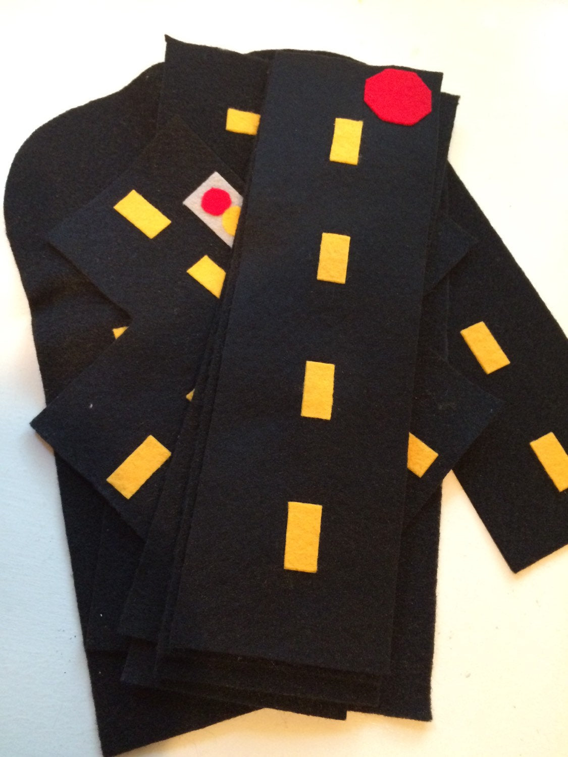Felt Road Pieces with Stop Sign and Stoplight