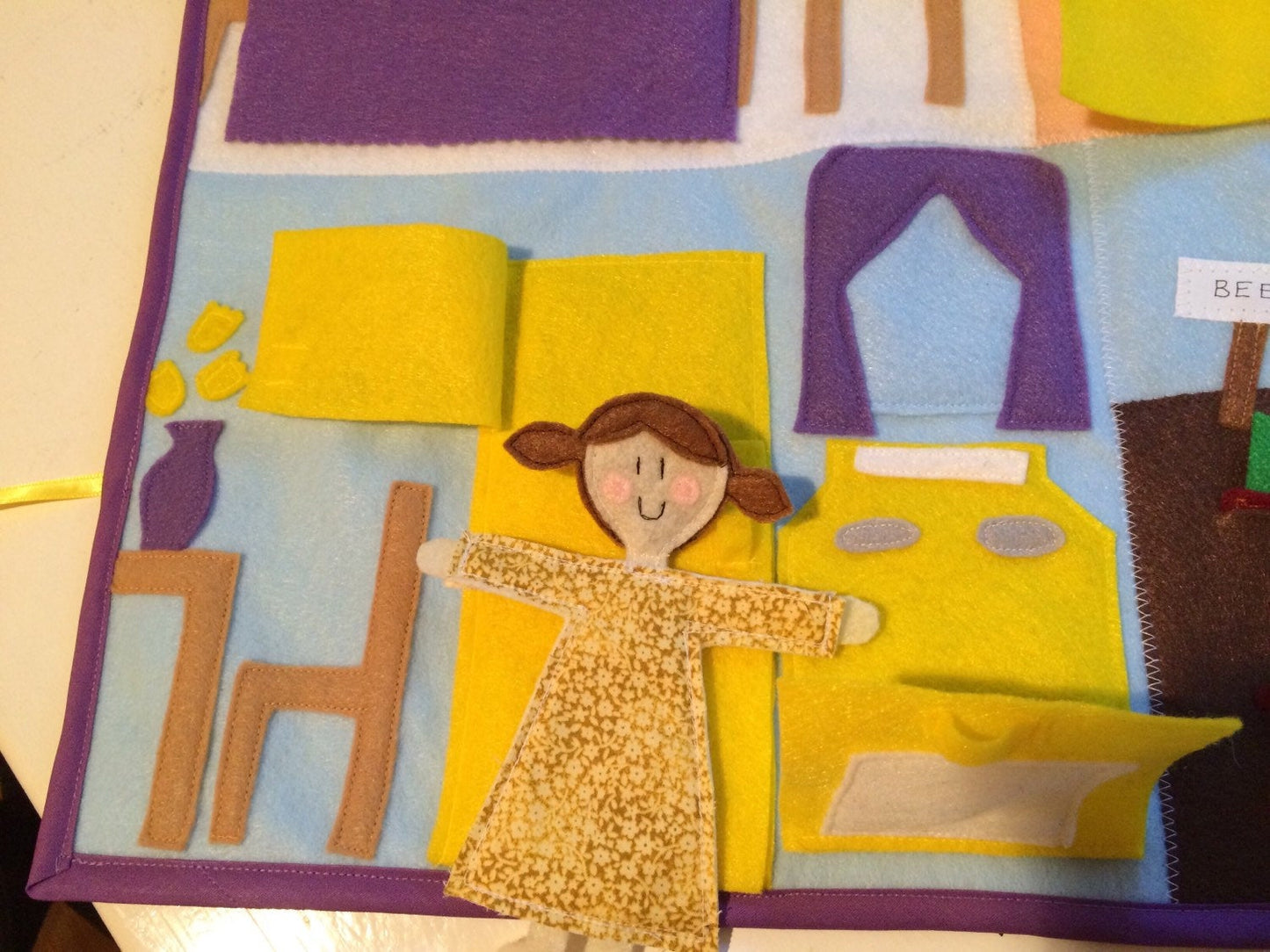 Felt Dollhouse Playmat with Felt Doll