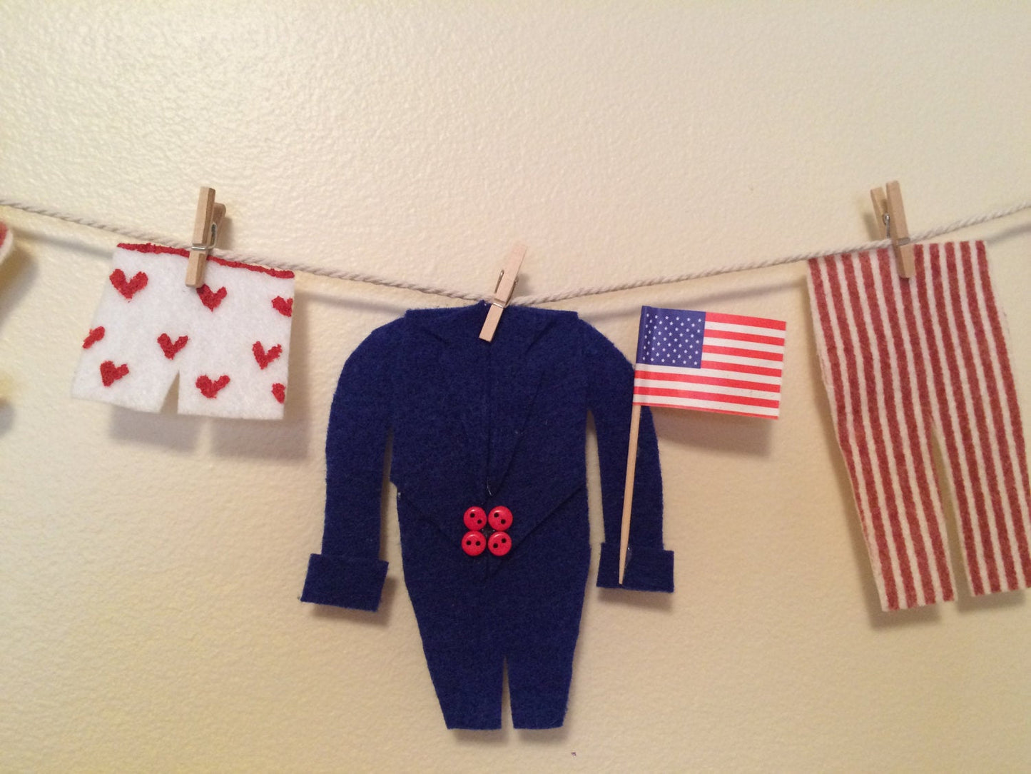 Mini Uncle Sam Patriotic Americana Felt Clothesline