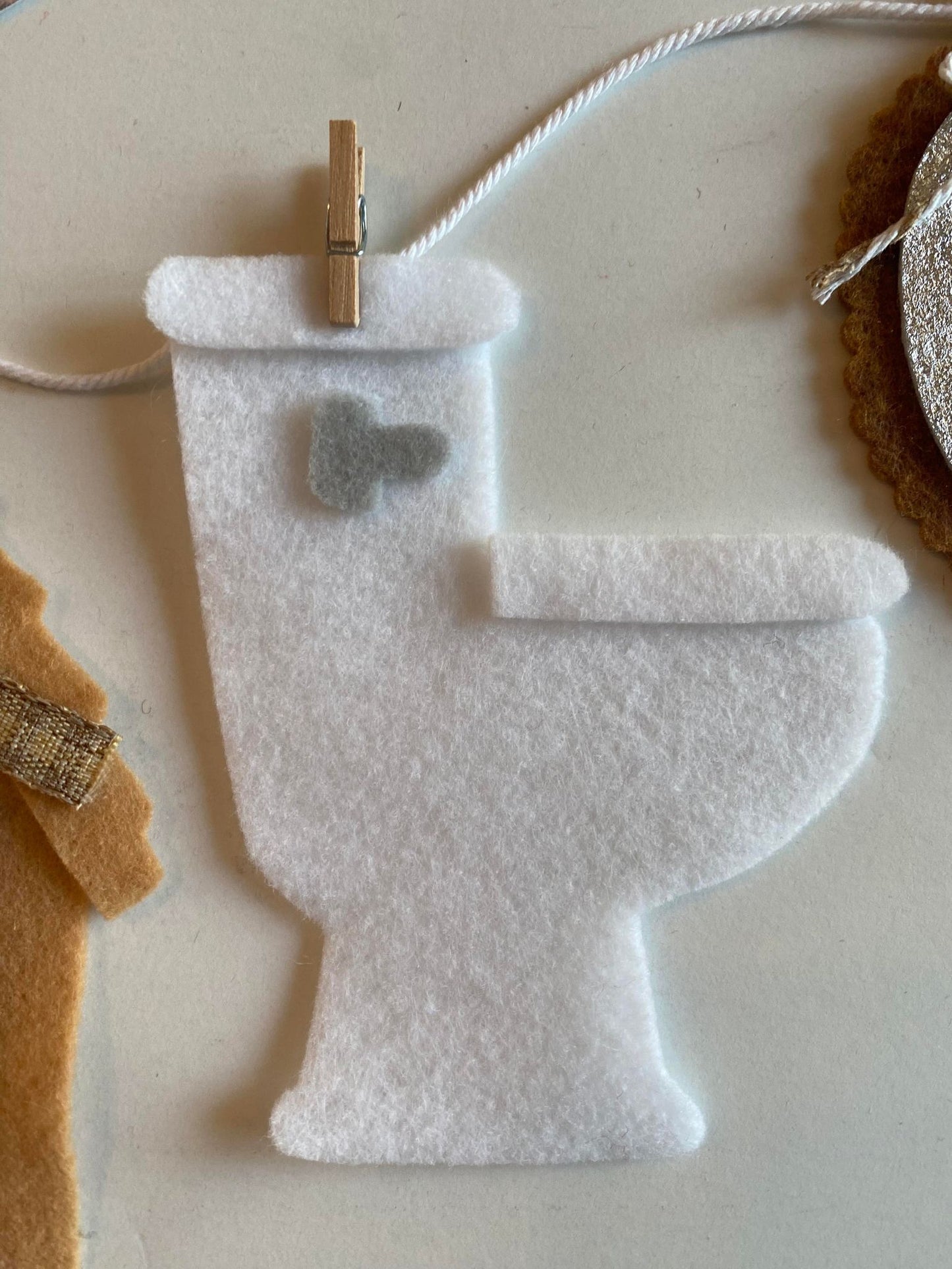 Bathroom Miniature Felt Banner, Outhouse Garland, Toilet Room Wall Hanging, Bathtub Clothesline for the Restroom Decoration