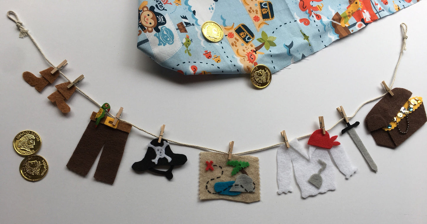 Pirate Miniature Felt Clothesline Garland Decoration Pirate Clothes Banner Bunting Pirate Party Decoration Party Supplies Pirate Map Parrot