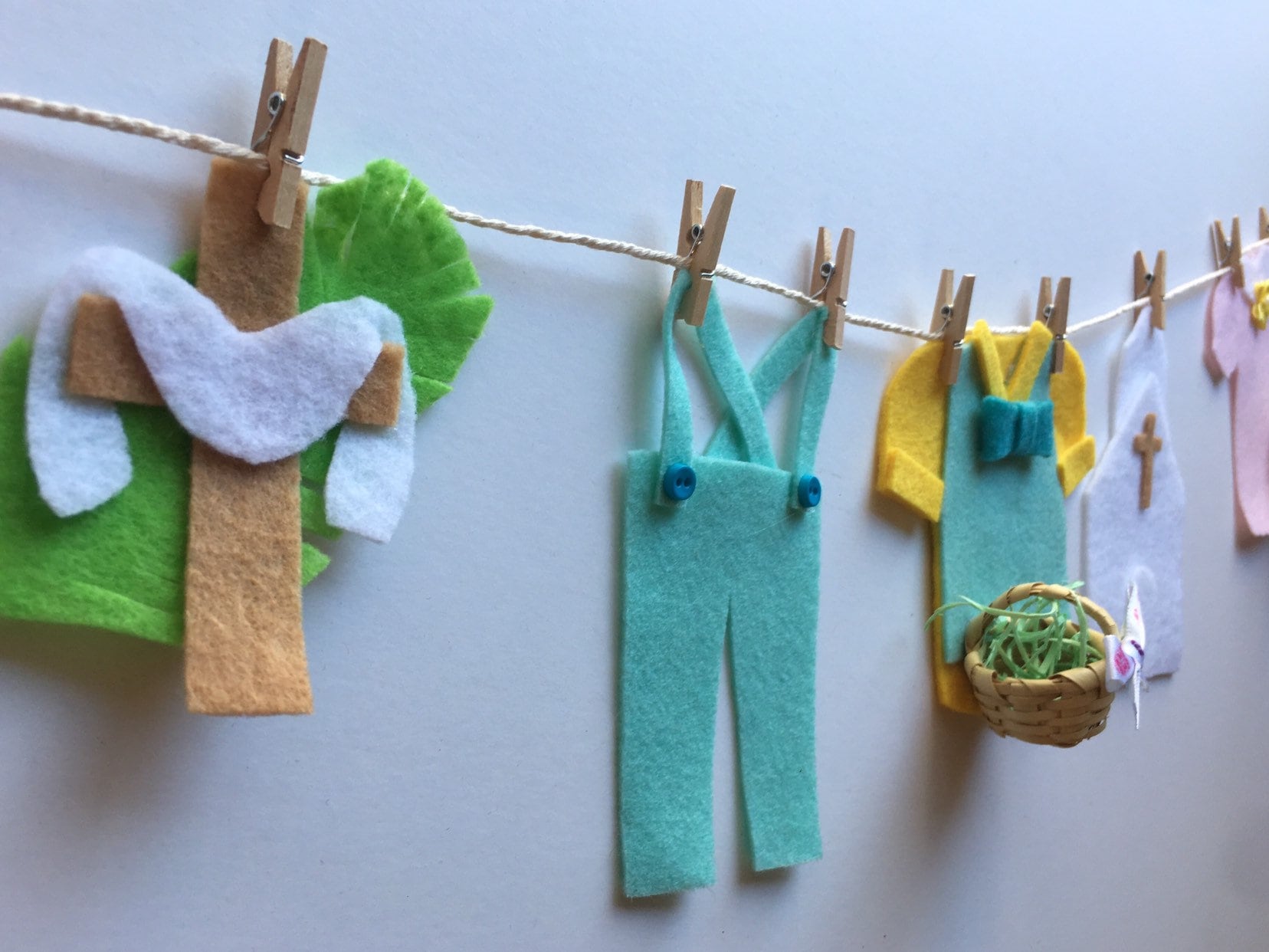 Easter Sunday Best Clothesline Banner Garland Bunting Wall Hanging Easter Decoration