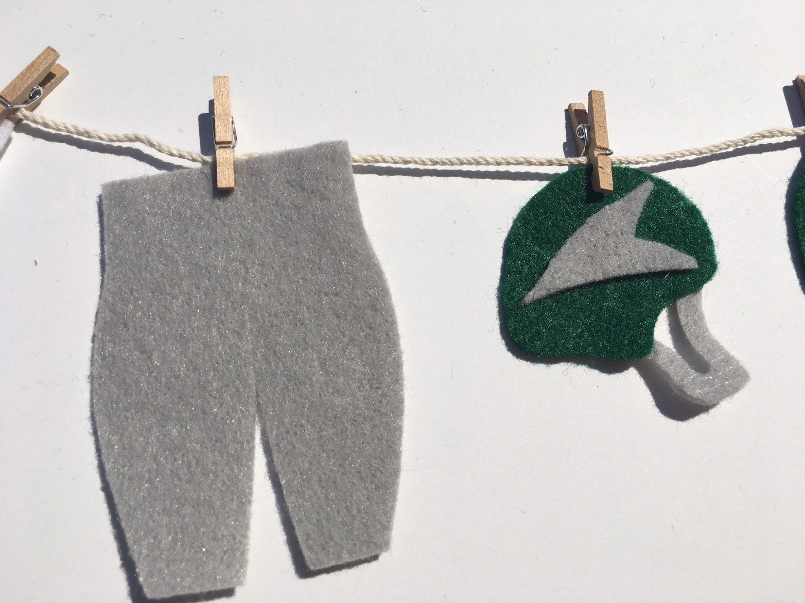 Miniature Felt Football Player's Clothesline Football Banner Garland Bunting Decoration Wall Hanging