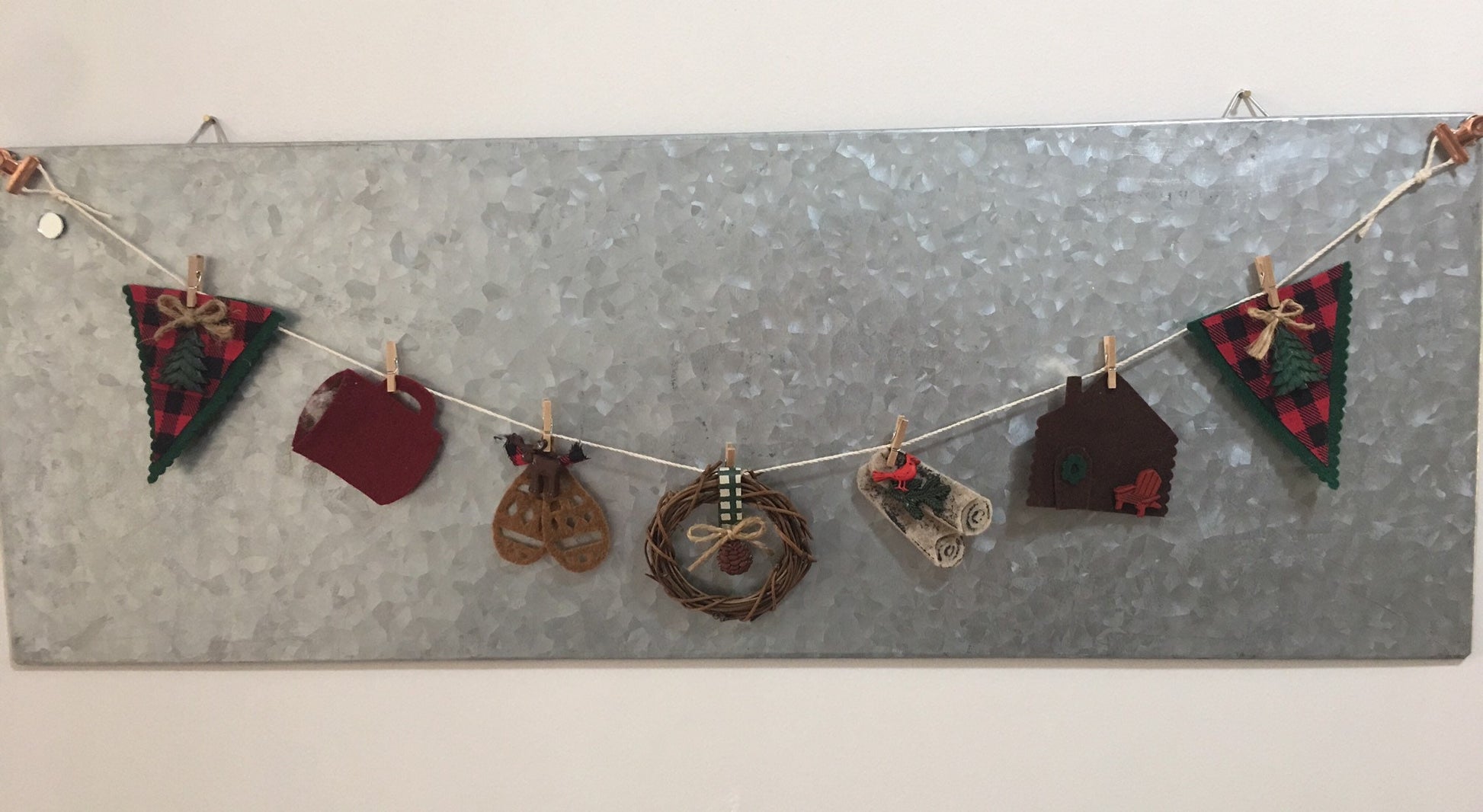 Cozy Cabin in the Woods Miniature Winter Christmas Banner Clothesline Bunting Garland Decoration