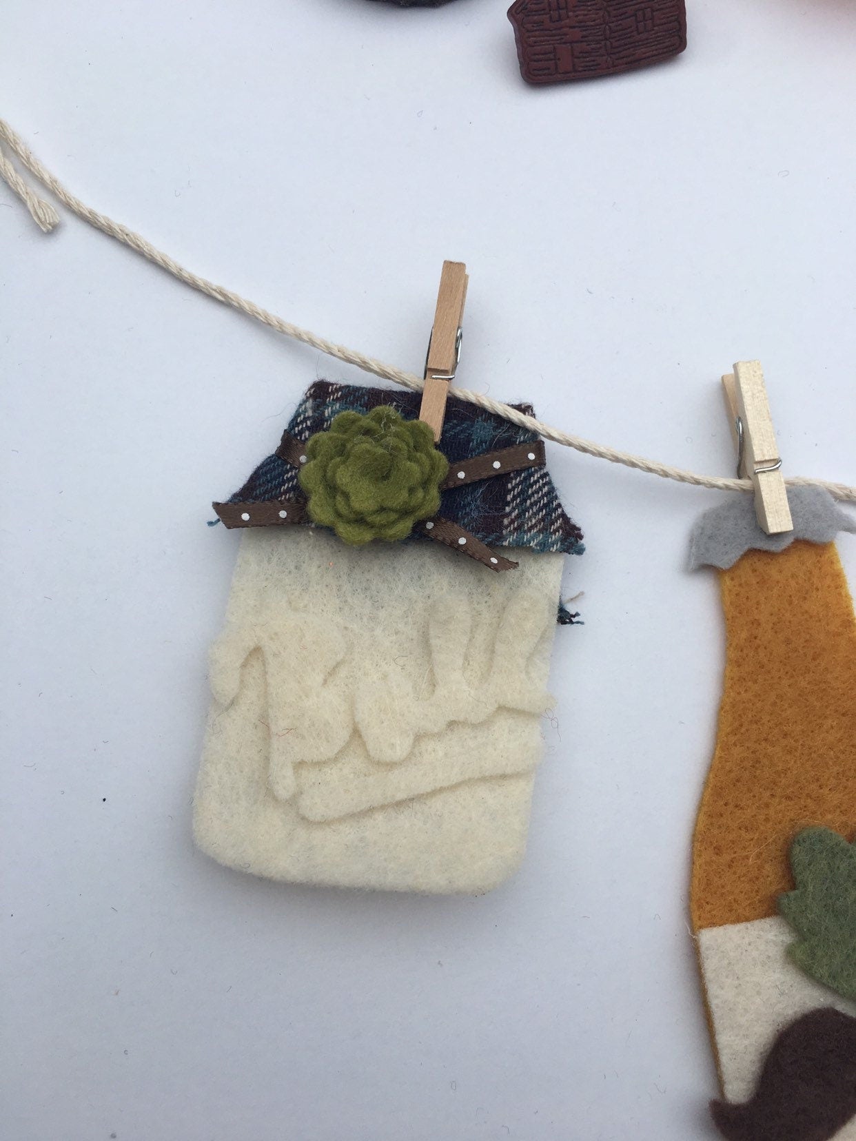 Hipster Millenial Miniature Felt Clothesline Banner Decoration Fall Wall Hanging