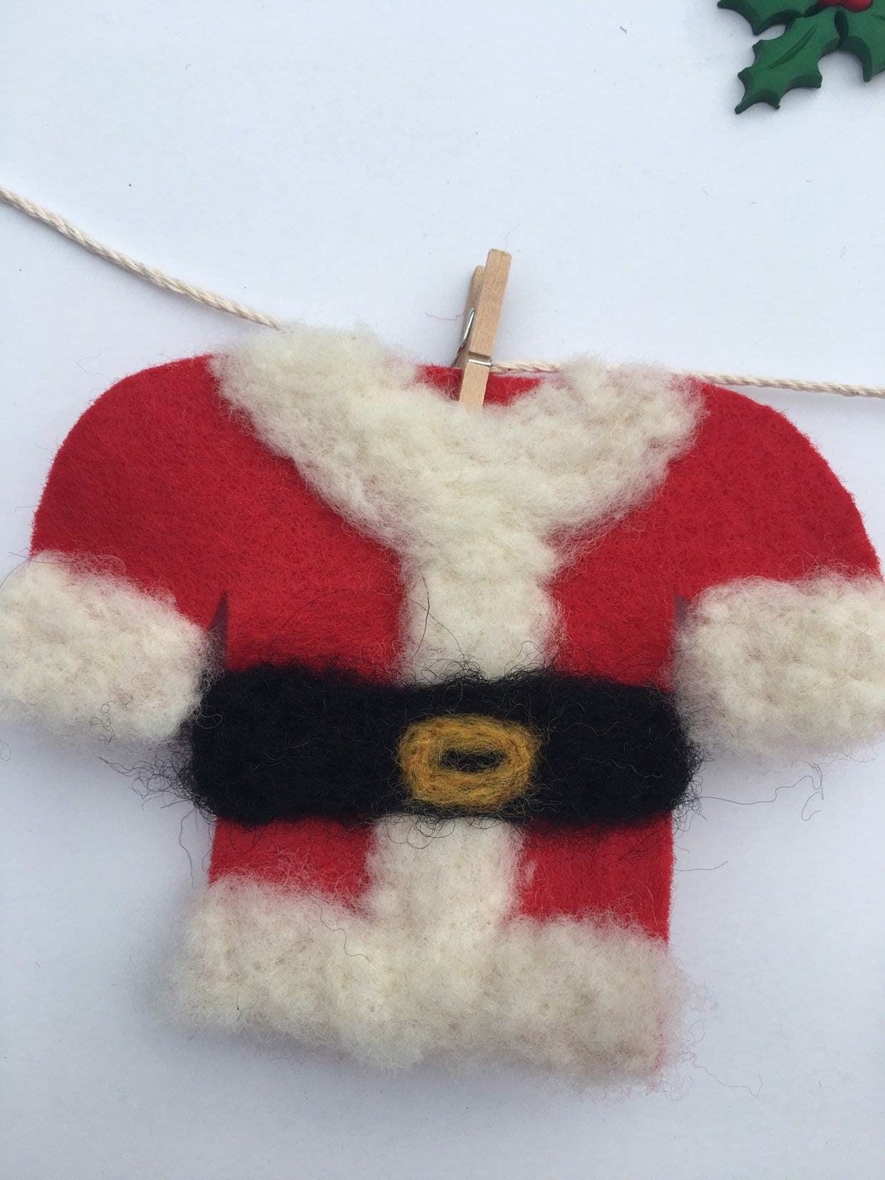 Miniature Felted Santa & Mrs. Claus Clothesline Banner Christmas Decoration Bunting Garland Wall Hanging