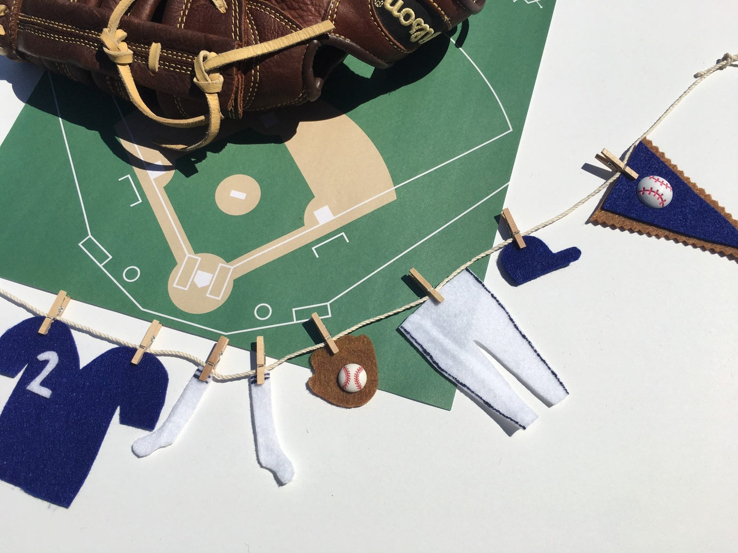 Miniature Felt Baseball Player's Clothesline Banner Bunting Garland Decoration Wall Hanging