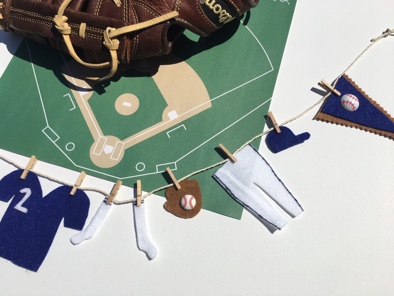Miniature Felt Baseball Player's Clothesline Banner Bunting Garland Decoration Wall Hanging