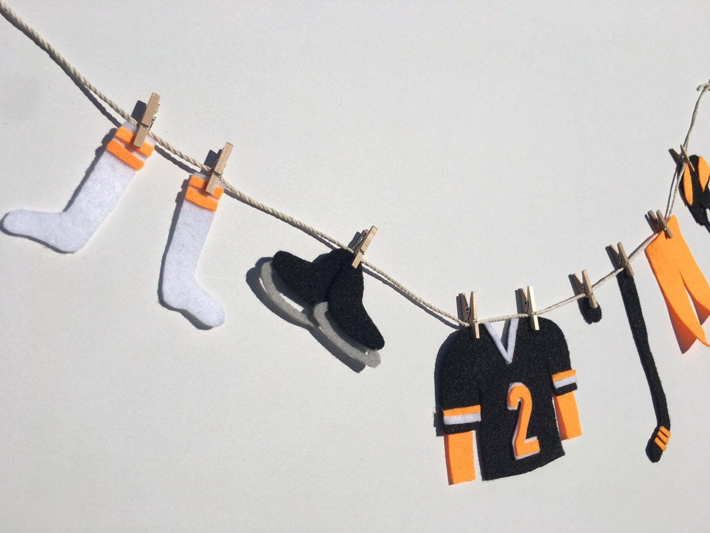 Miniature Felt Hockey Player's Clothesline Decoration Hockey Banner Bunting Garland Wall Hanging