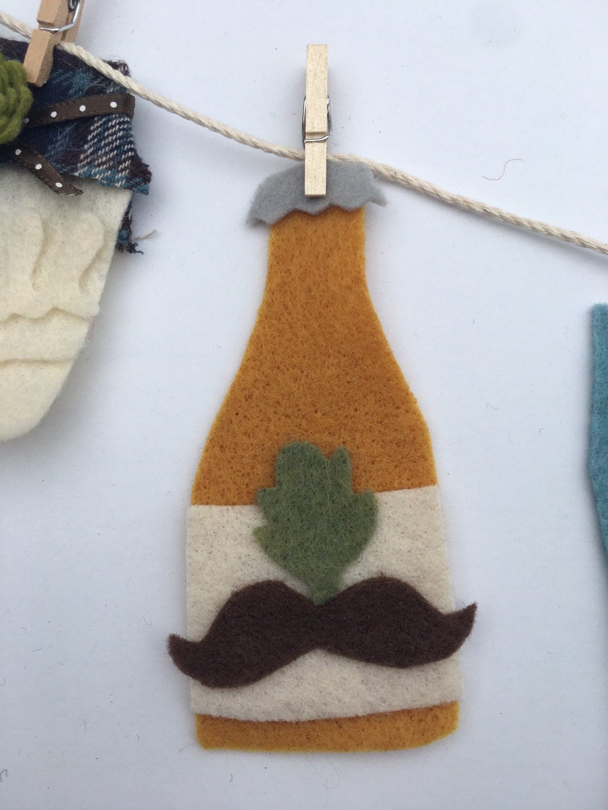 Hipster Millenial Miniature Felt Clothesline Banner Decoration Fall Wall Hanging